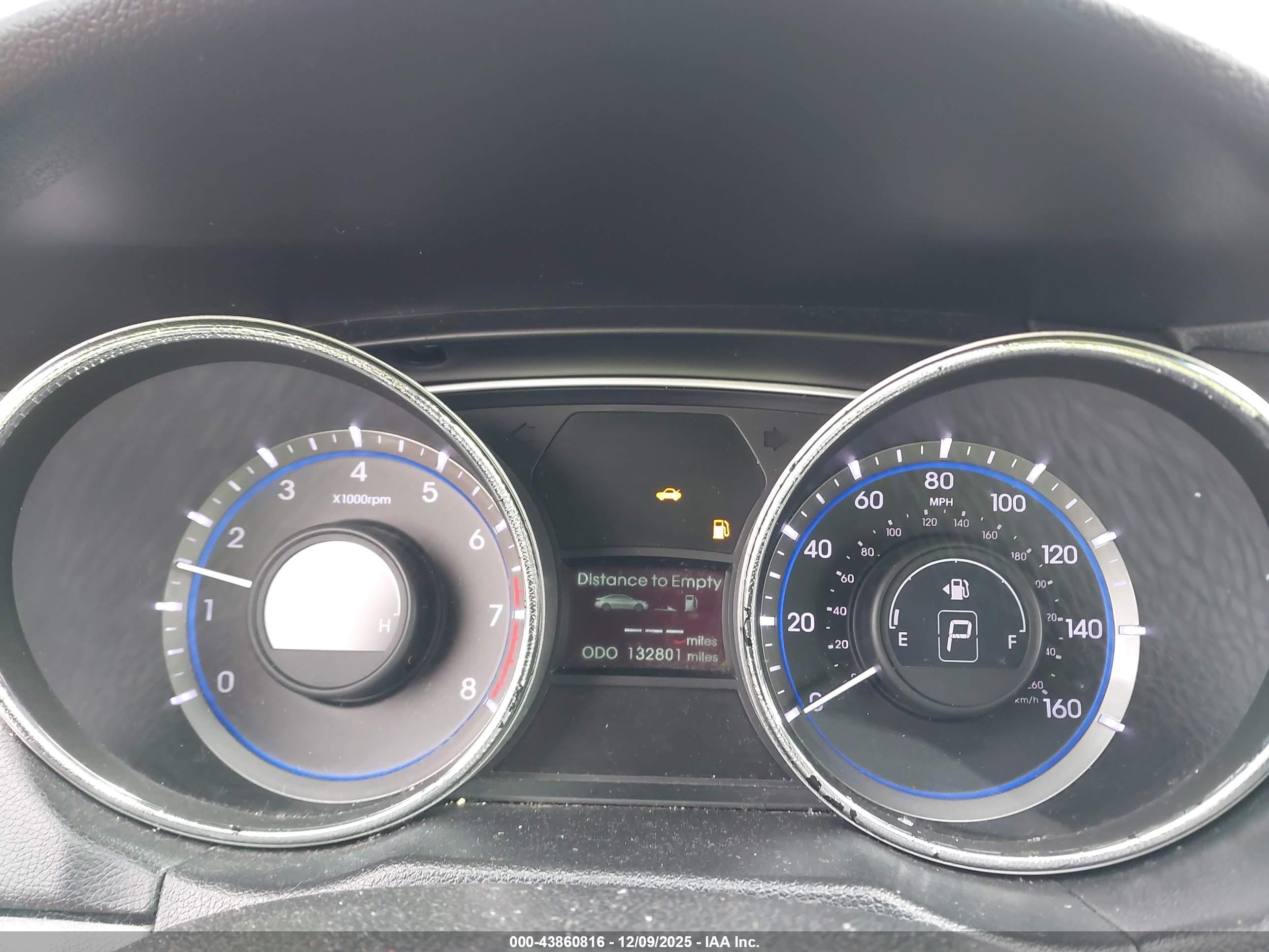 HYUNDAI SONATA image 7