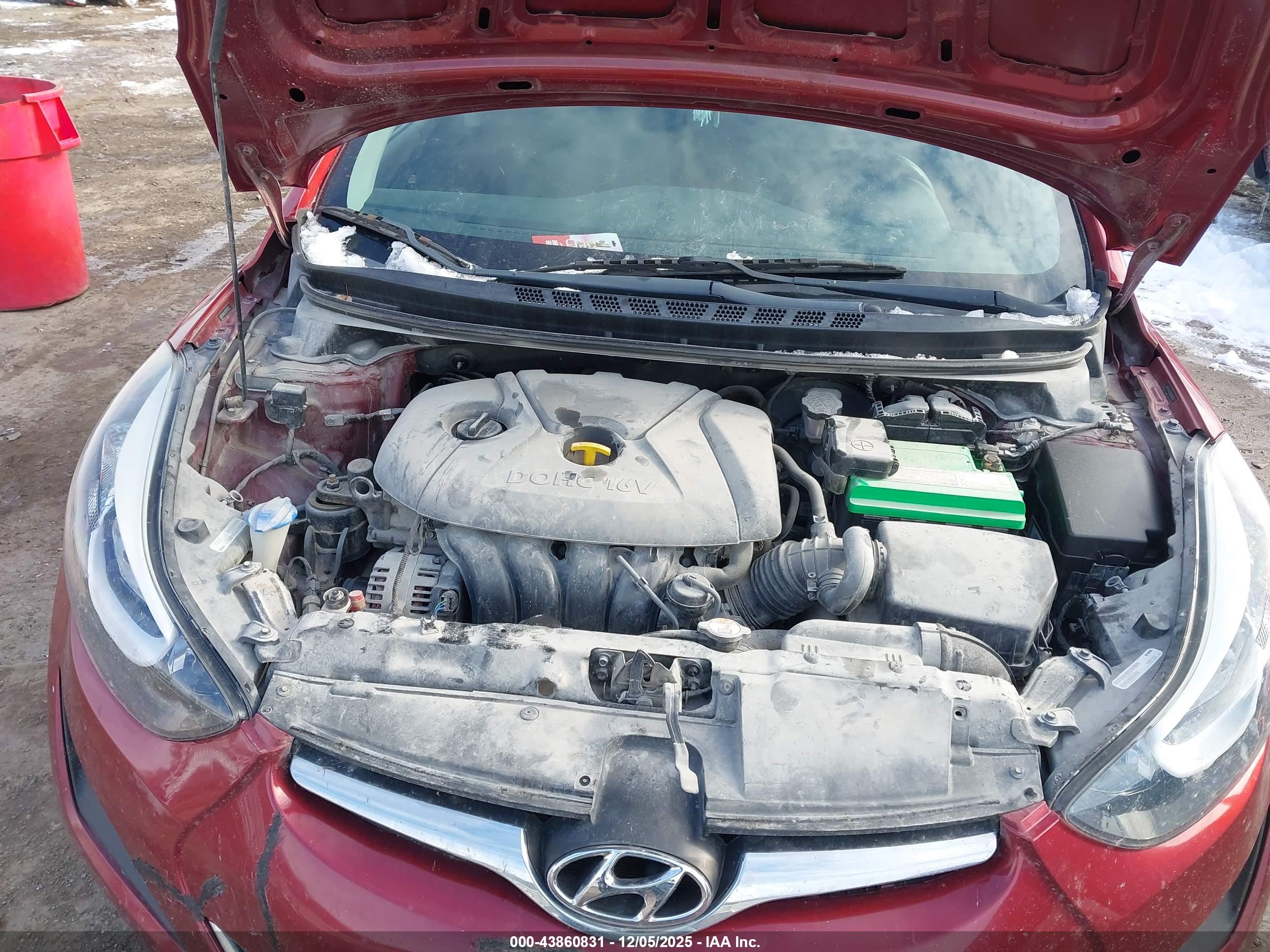 HYUNDAI ELANTRA image 10