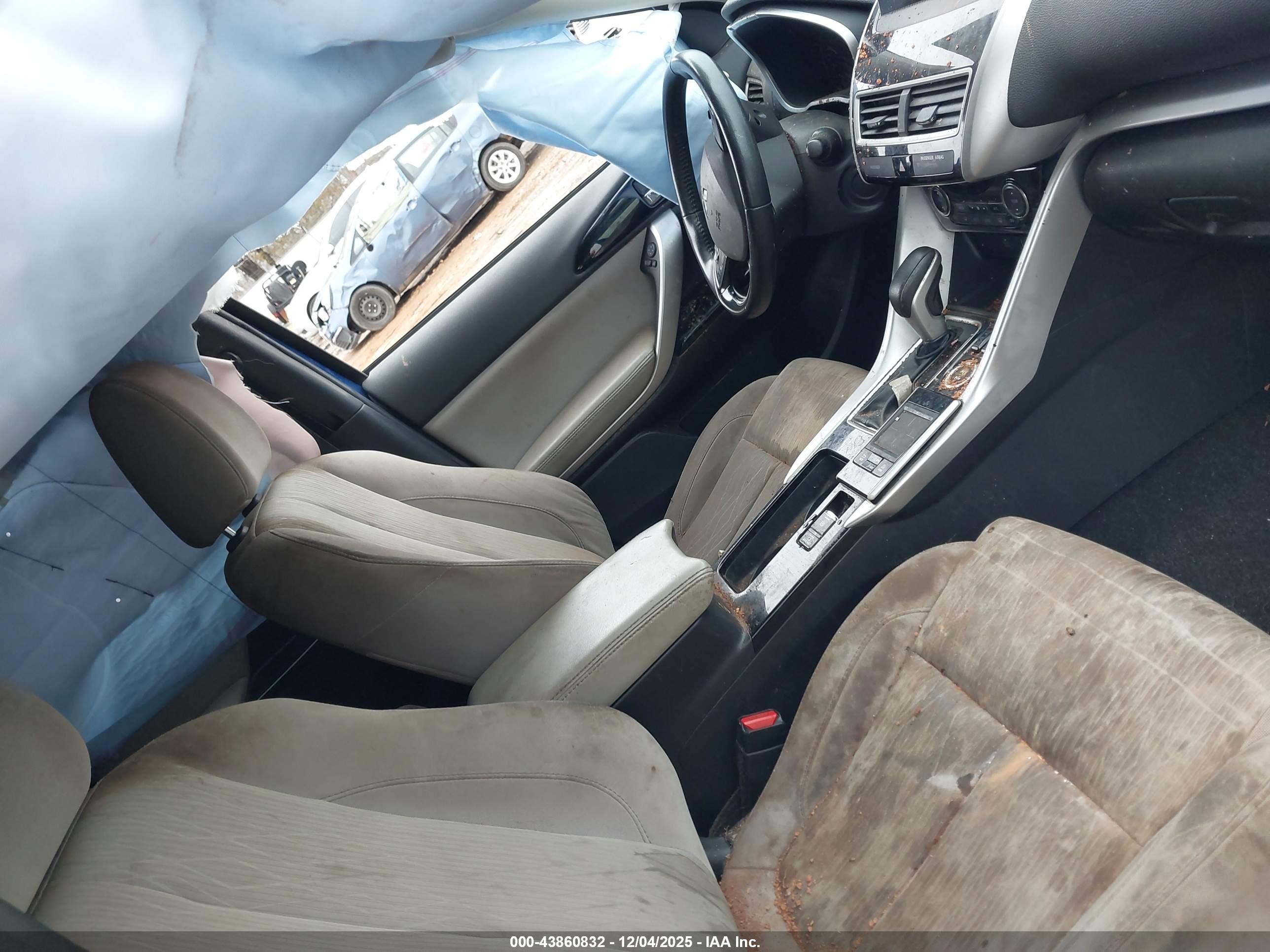 MITSUBISHI ECLIPSE image 5