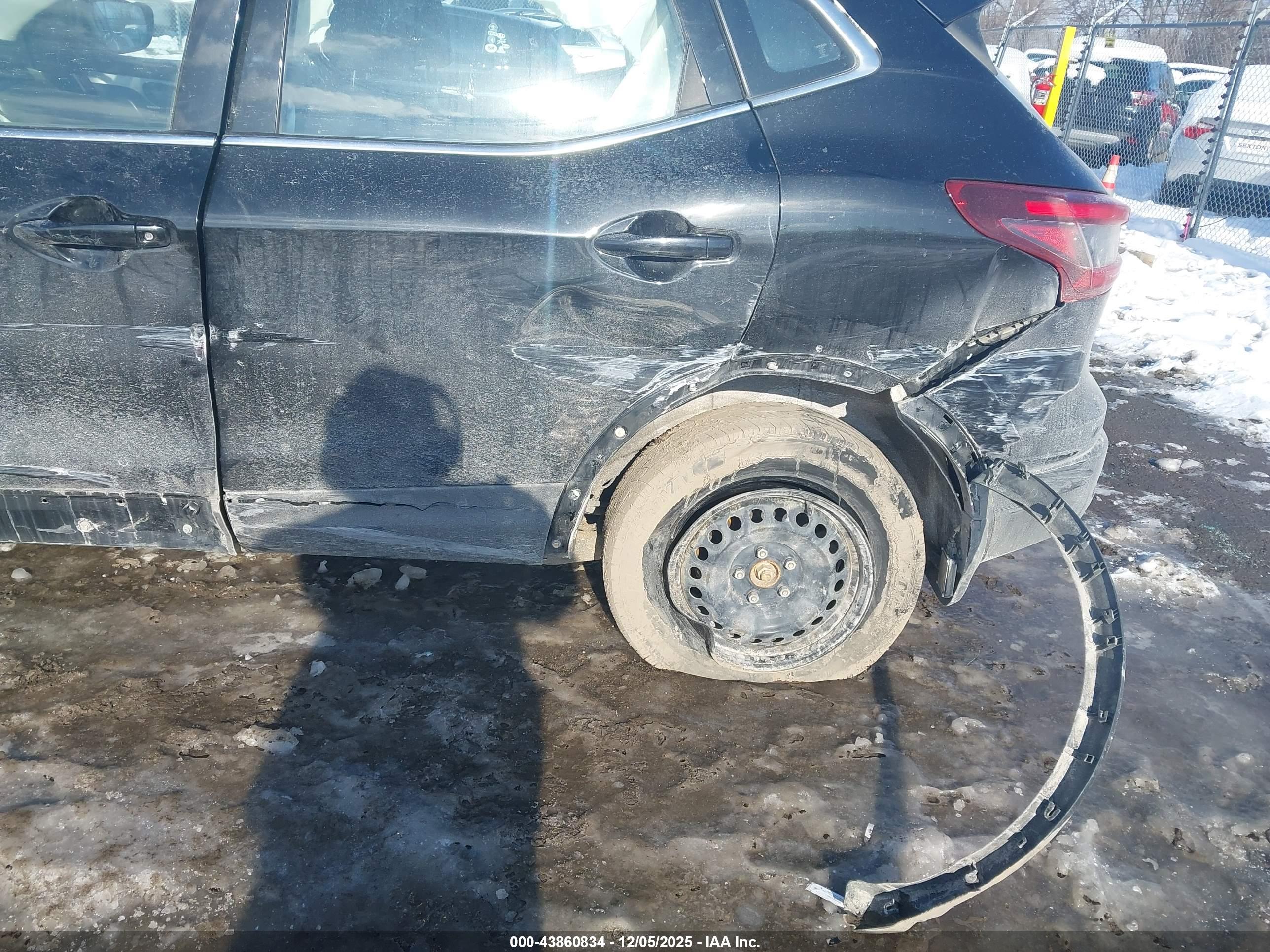 NISSAN ROGUE image 6