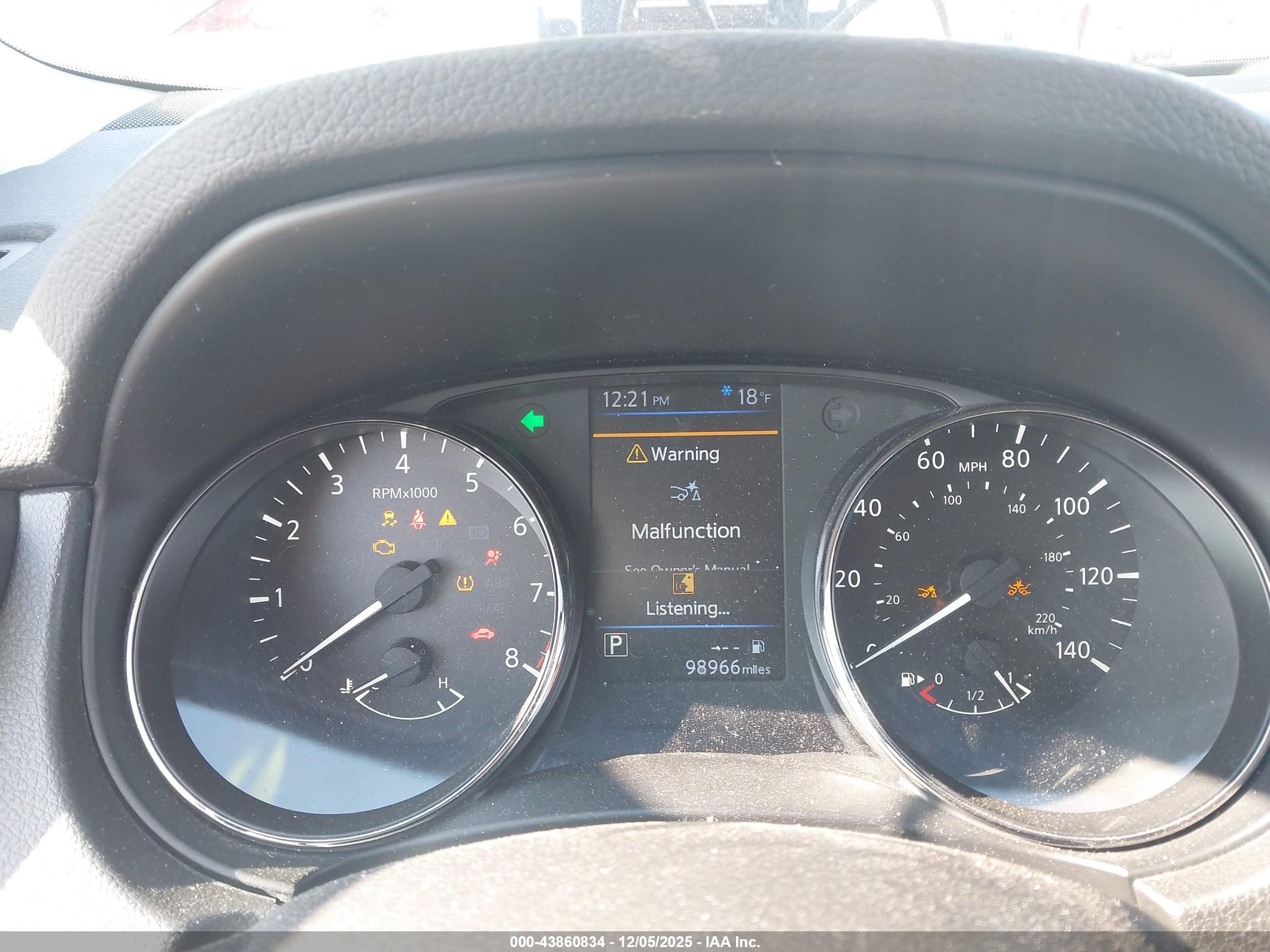 NISSAN ROGUE image 7
