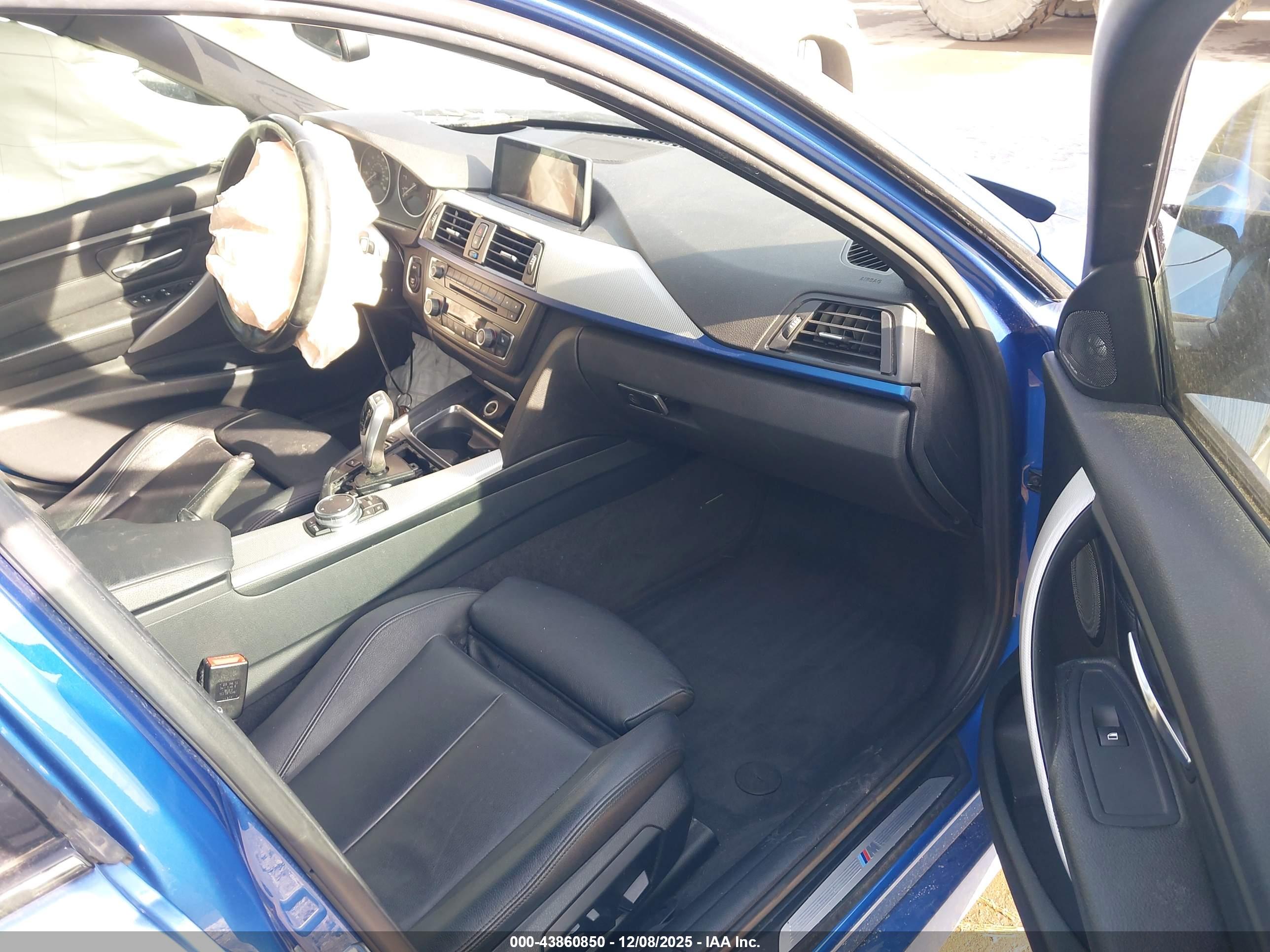 BMW 335I image 5