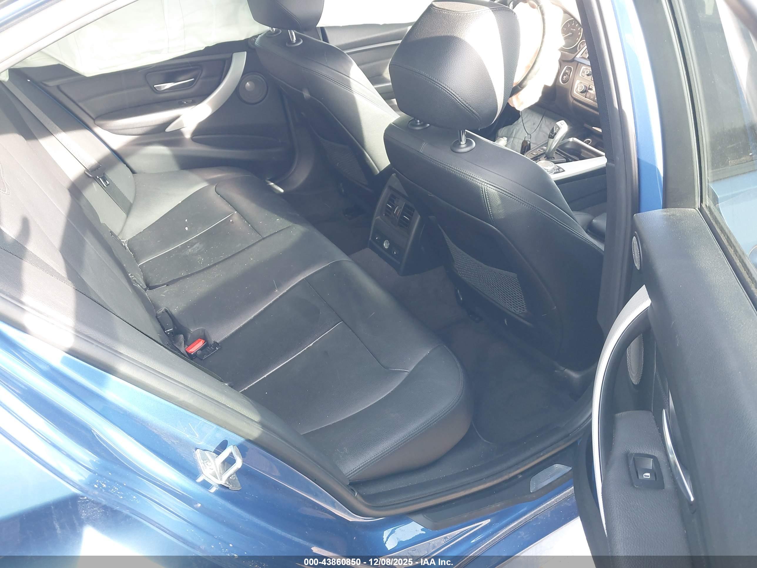 BMW 335I image 8