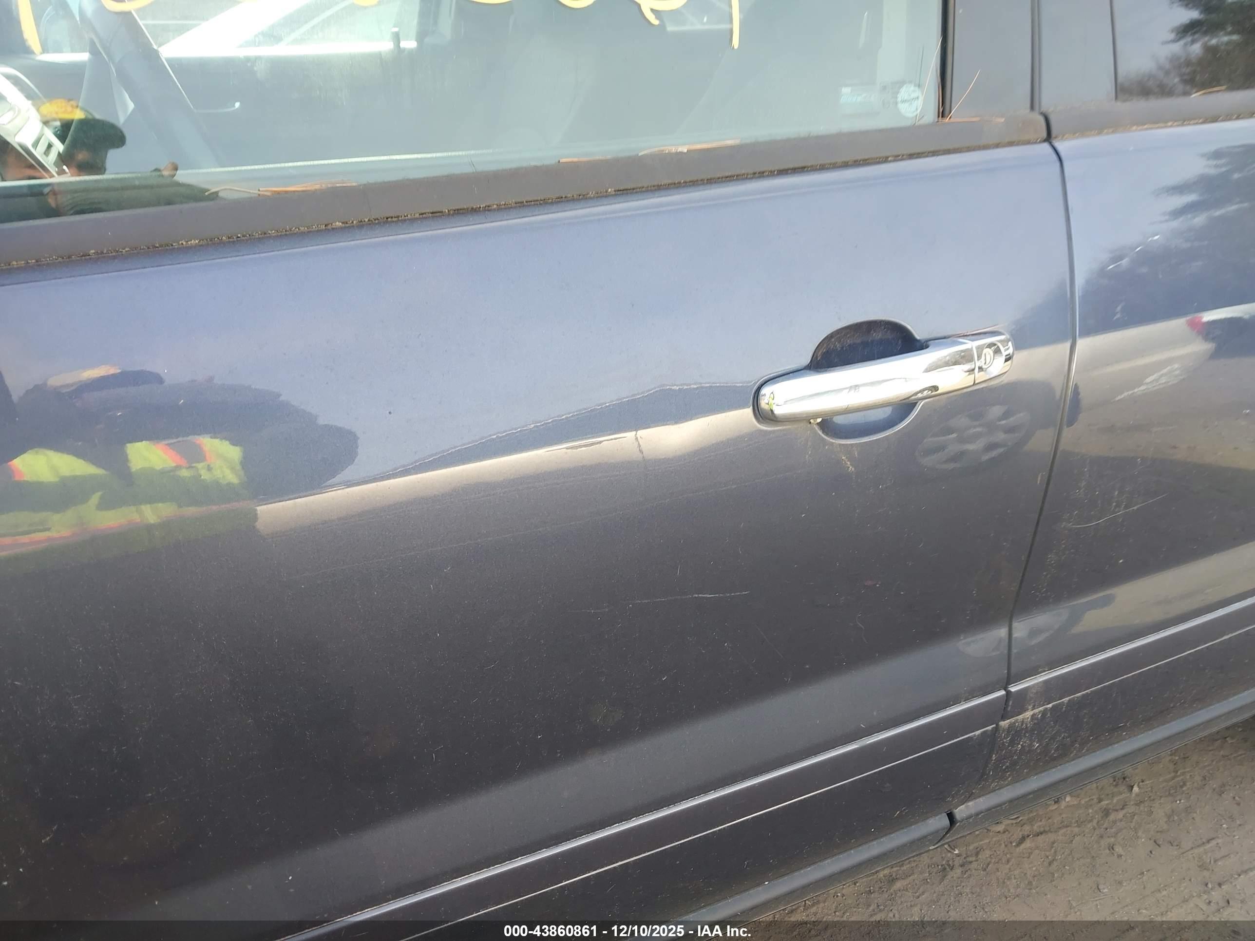 GMC ACADIA image 6