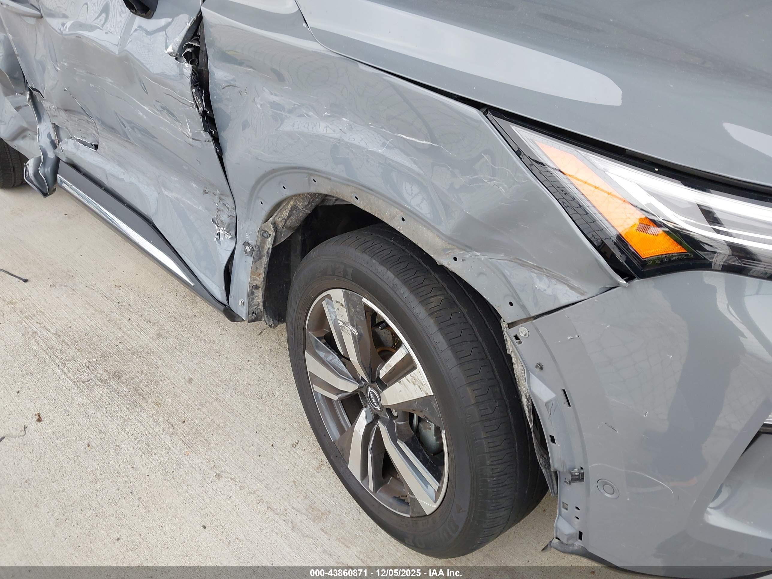 NISSAN ROGUE image 6
