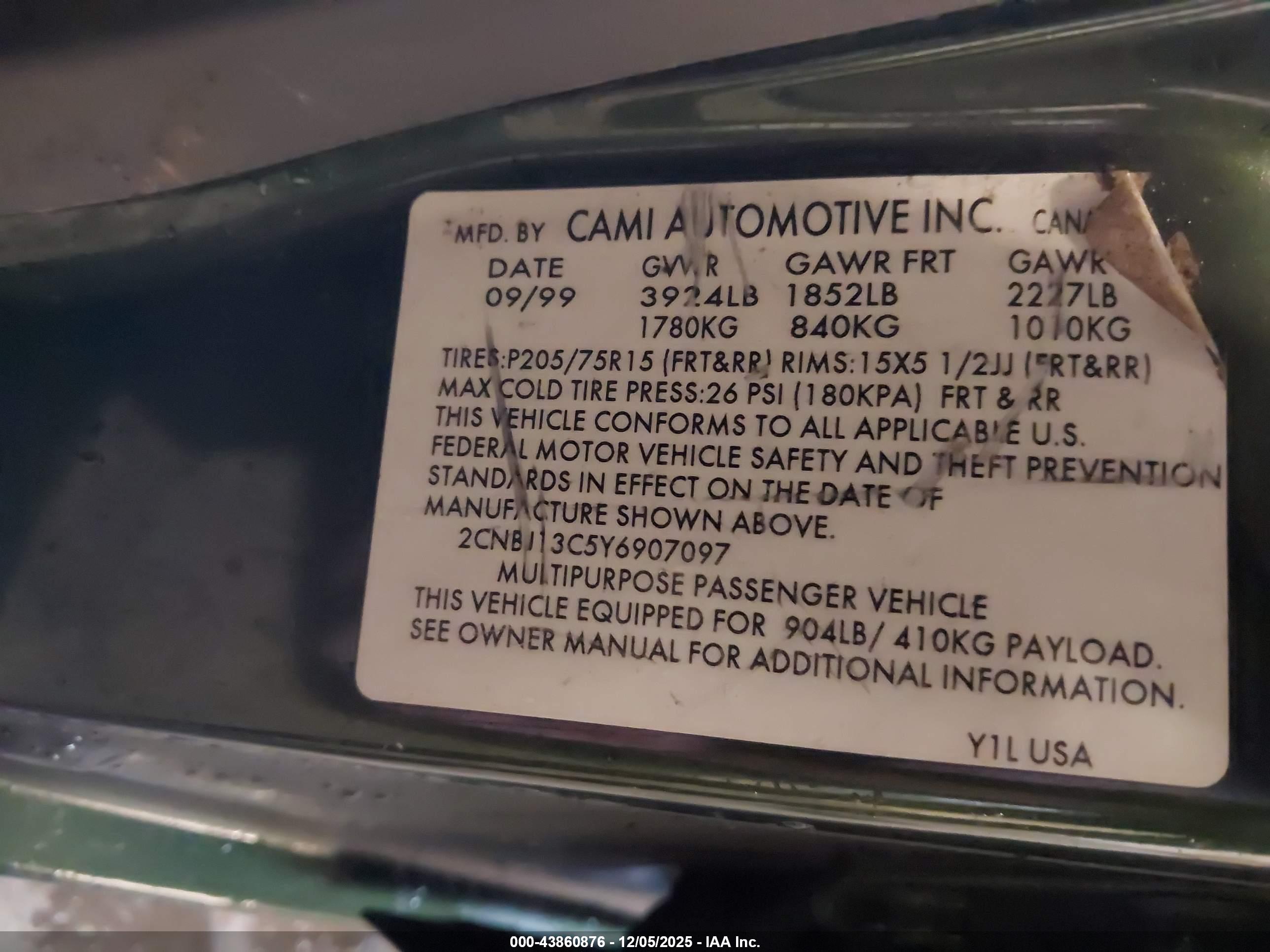 CHEVROLET TRACKER image 9