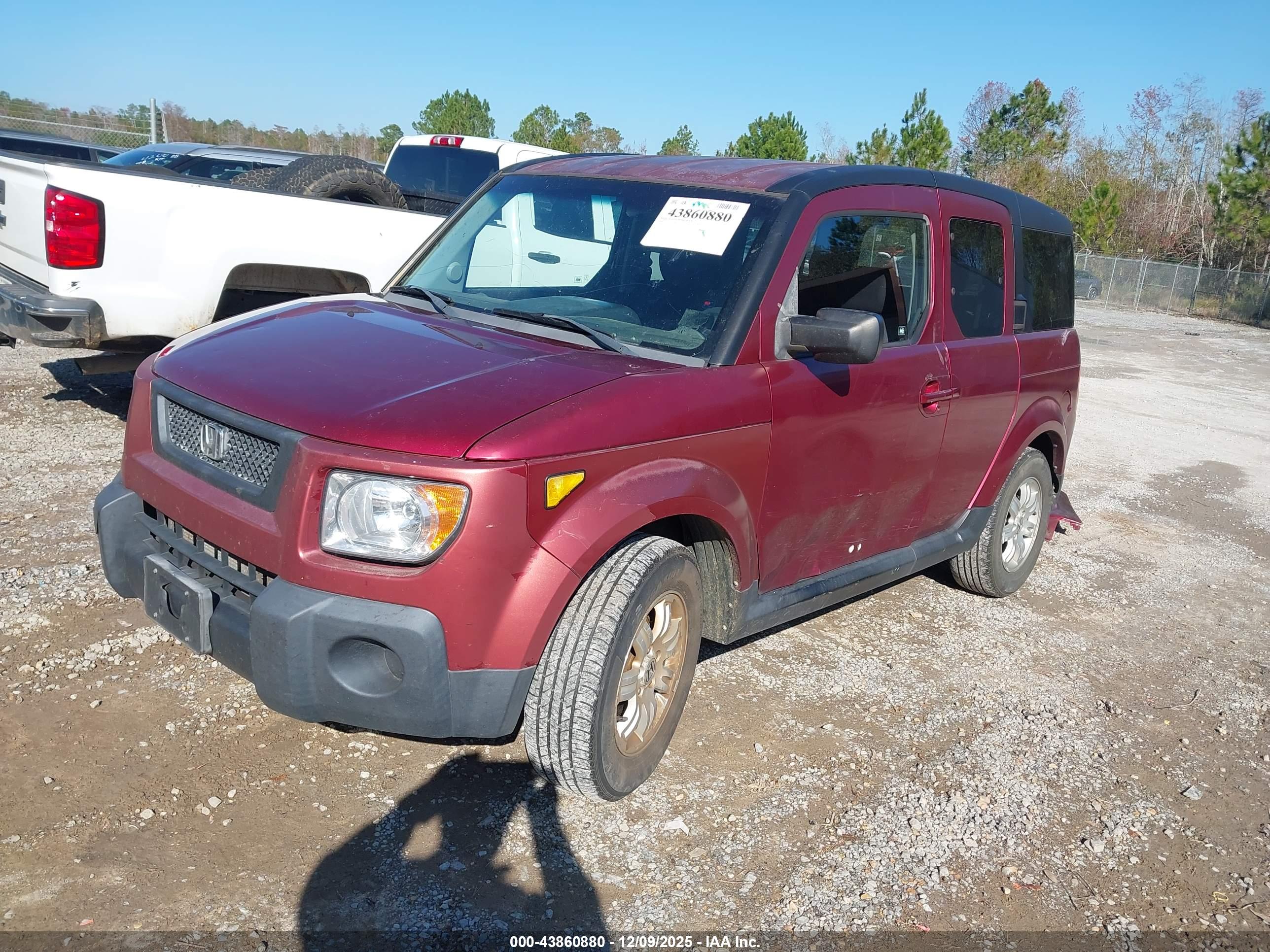 HONDA ELEMENT image 2