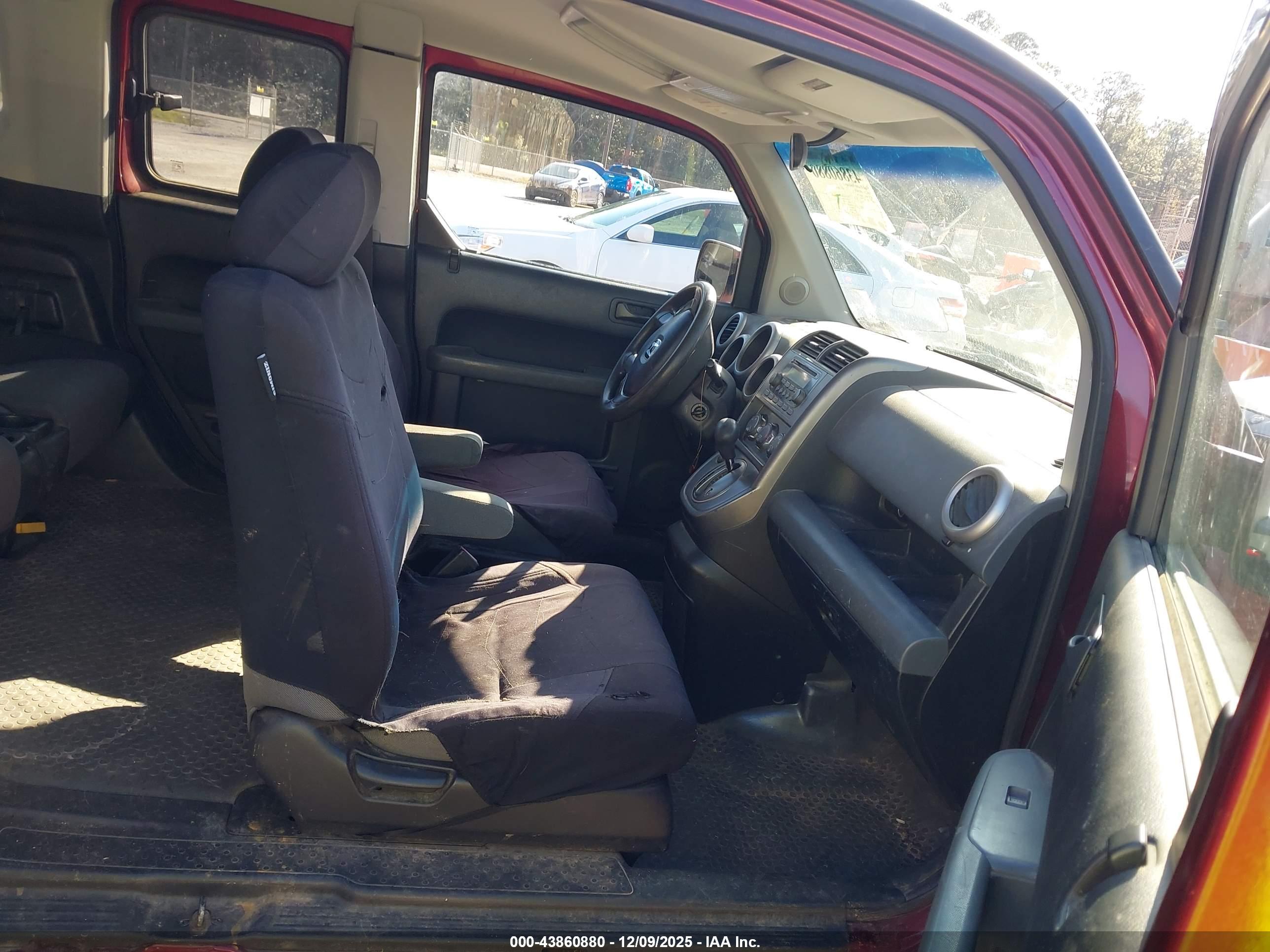 HONDA ELEMENT image 5