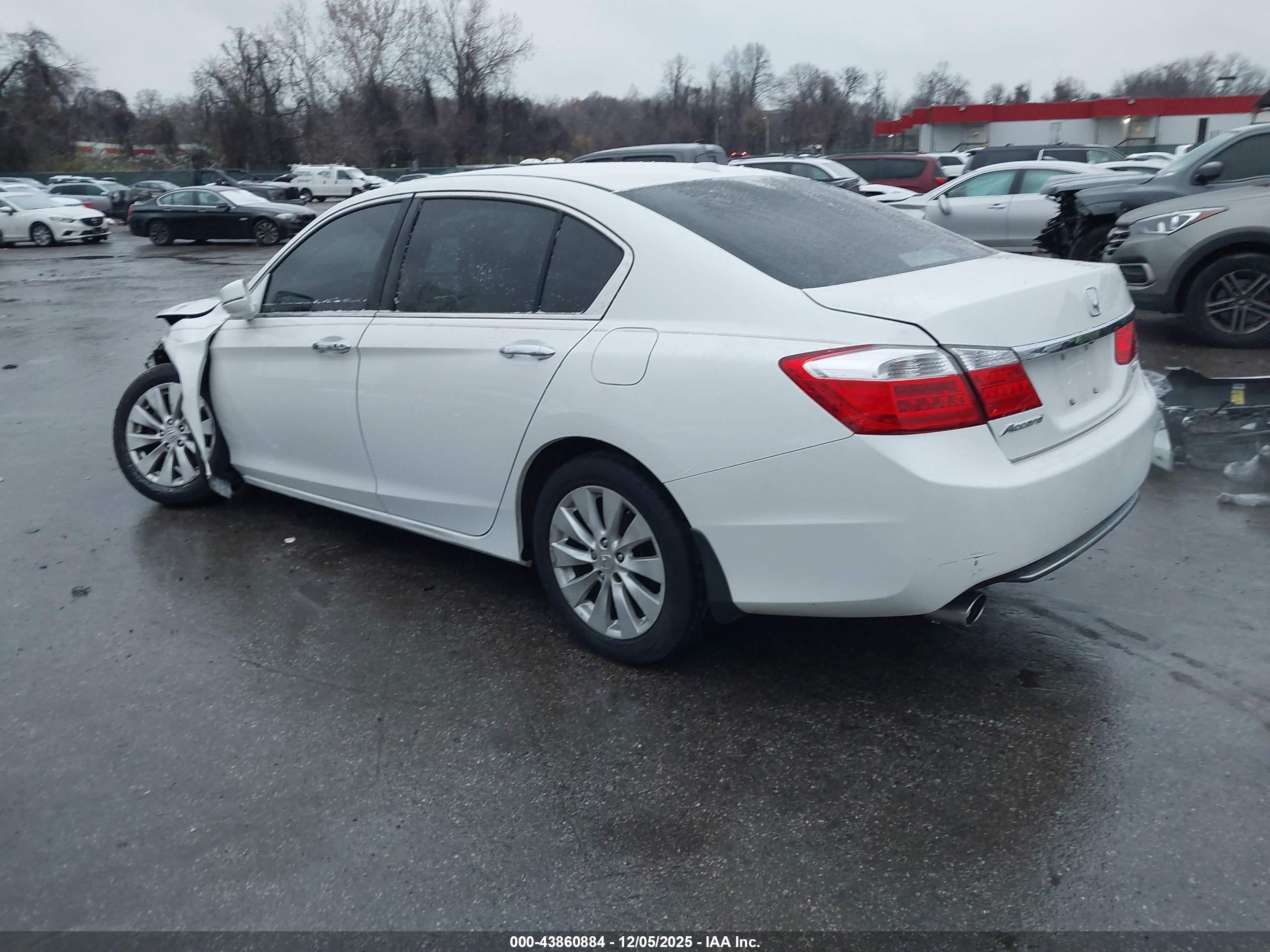 HONDA ACCORD image 3