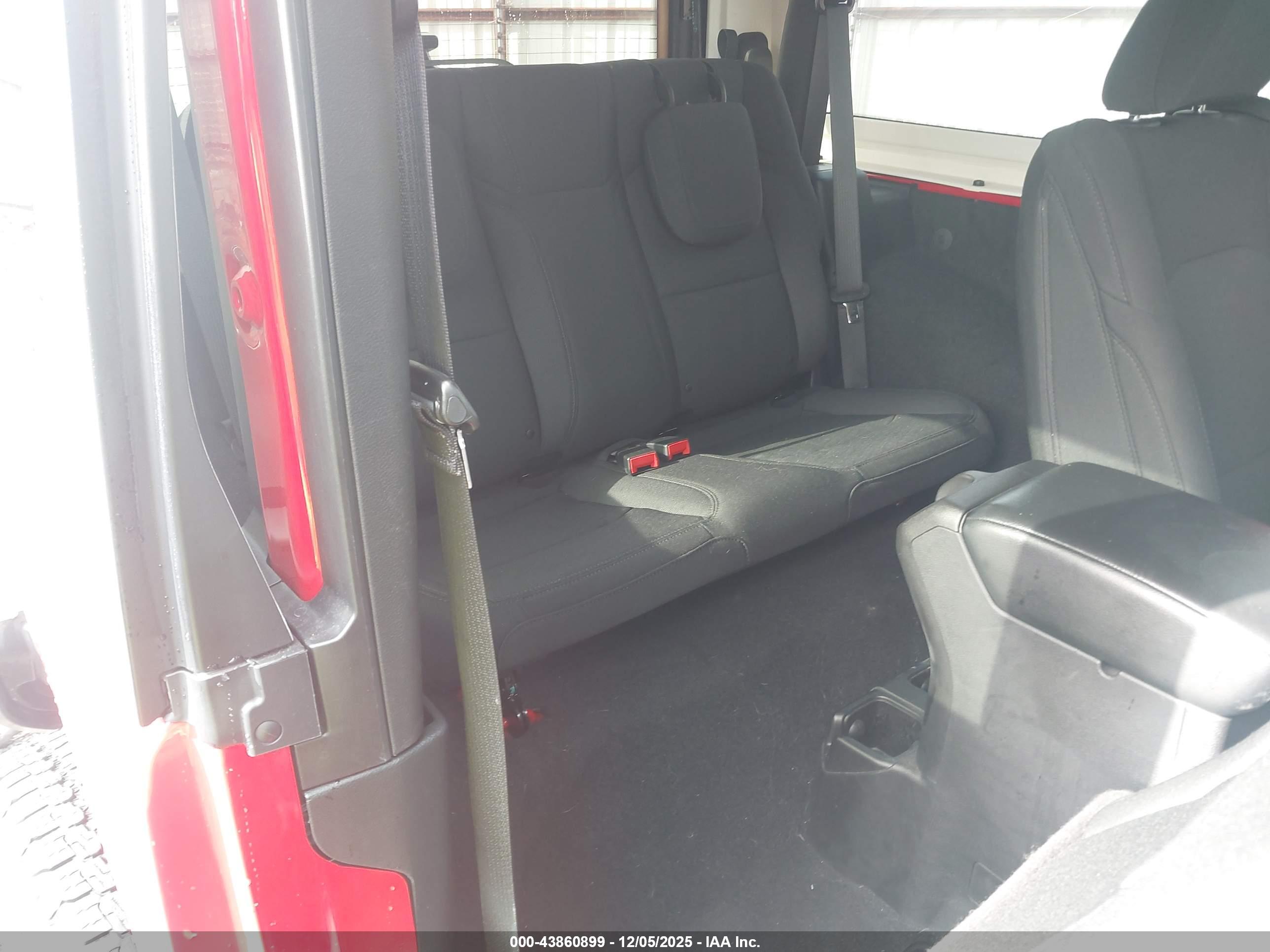JEEP WRANGLER image 8