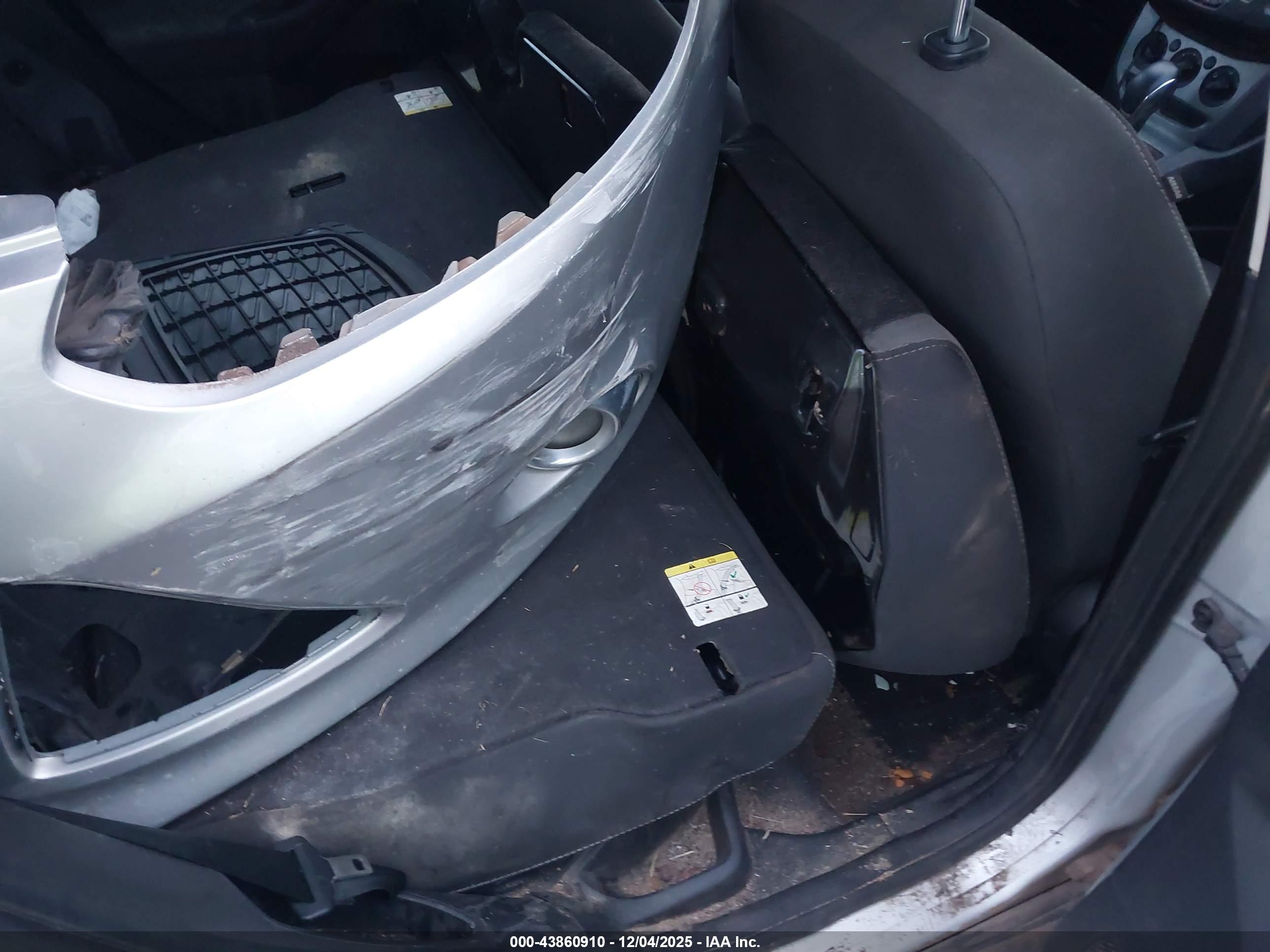 FORD FOCUS image 8