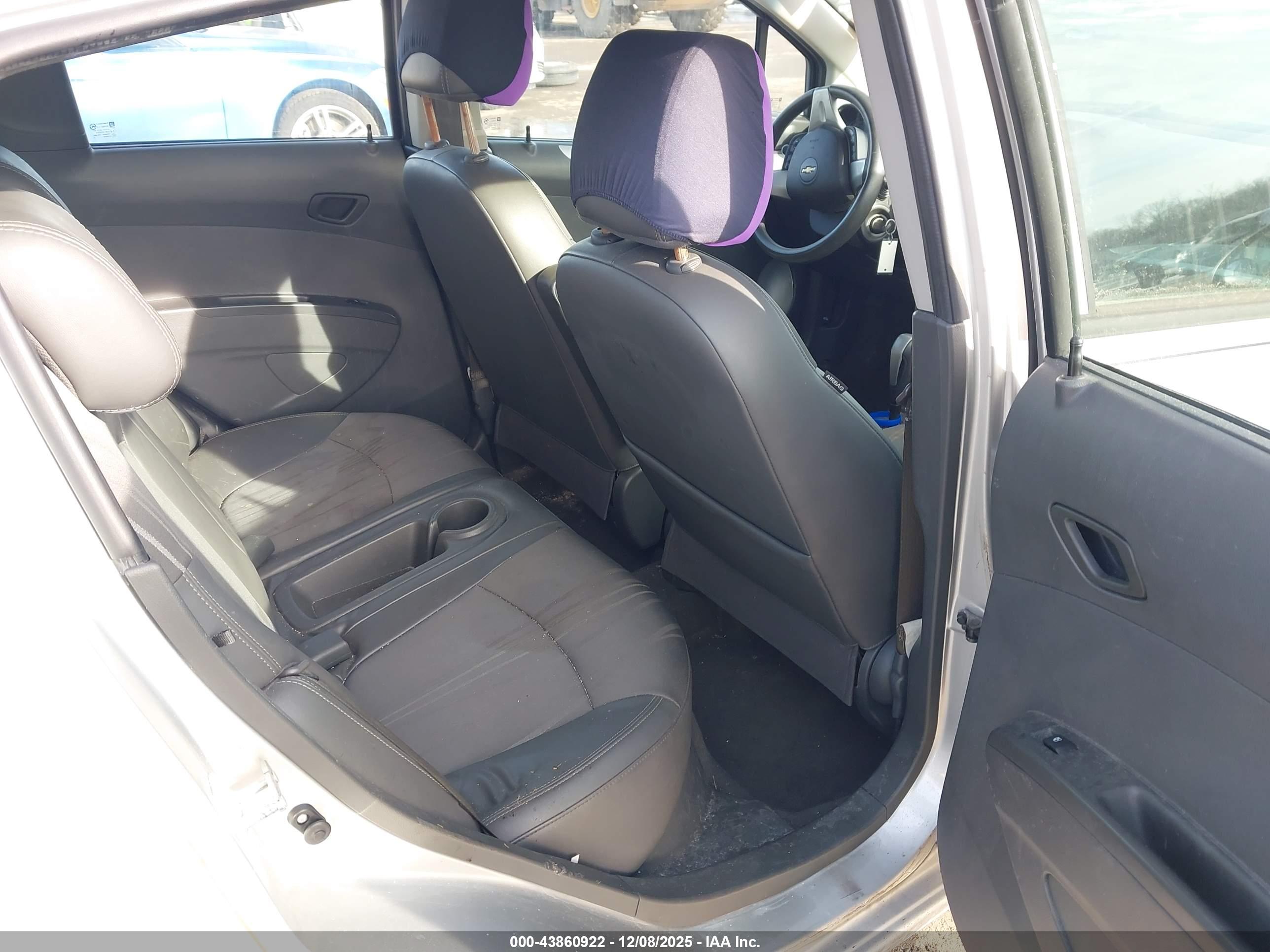 CHEVROLET SPARK image 8