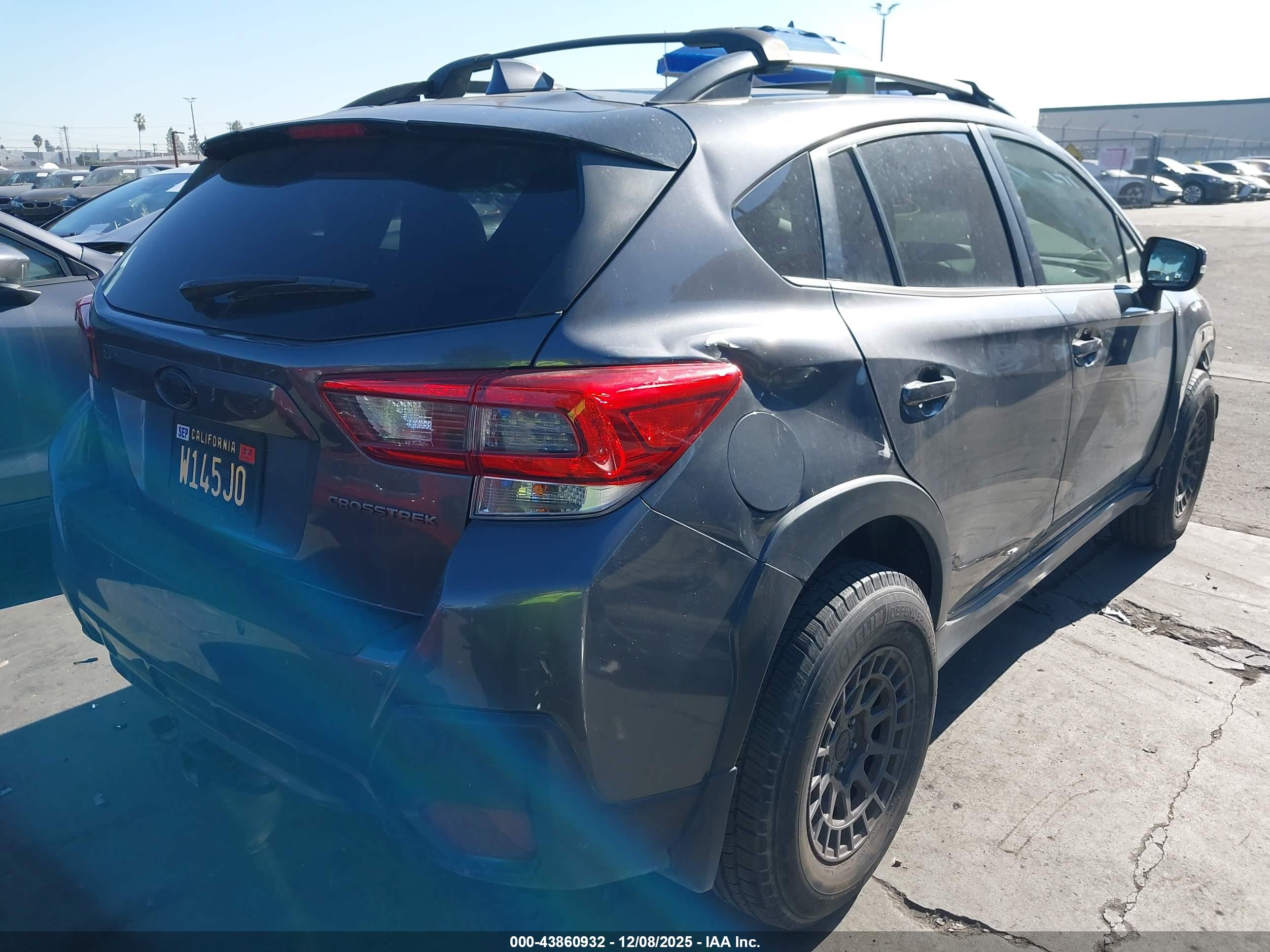 SUBARU CROSSTREK image 4