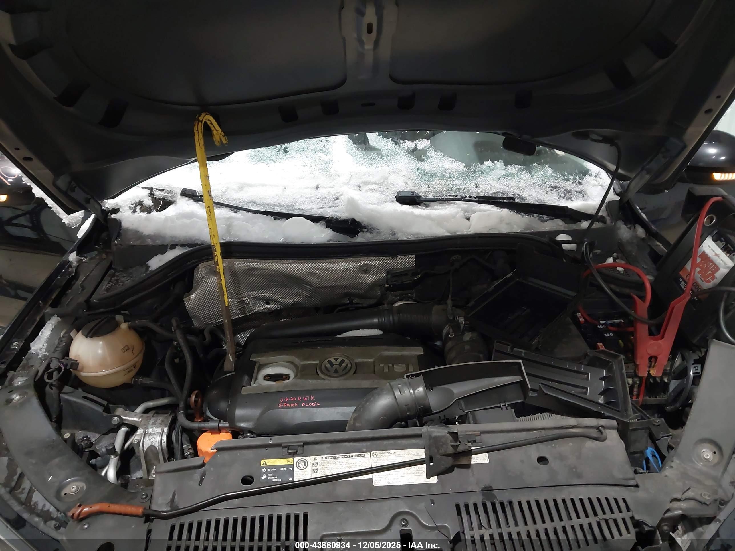 VOLKSWAGEN TIGUAN image 10