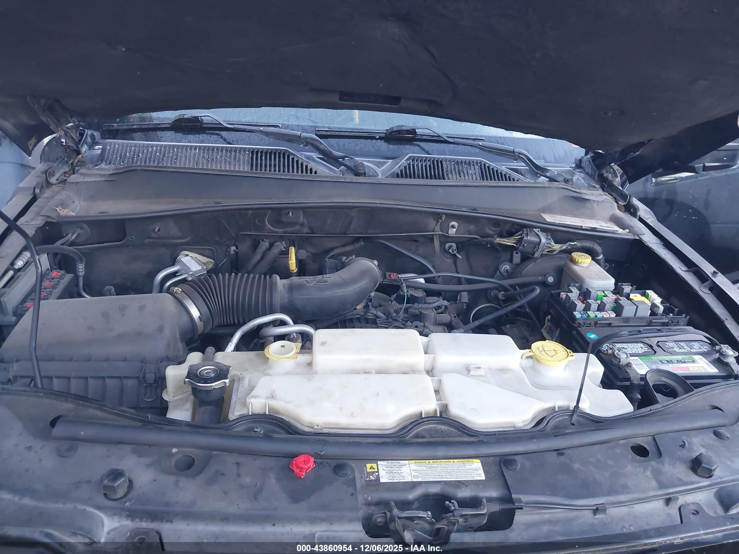 JEEP LIBERTY image 10