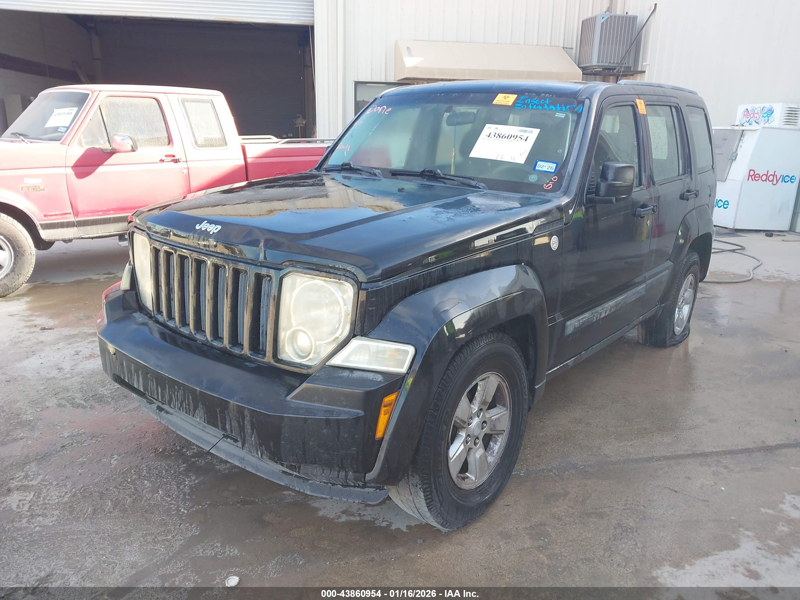 JEEP LIBERTY image 2