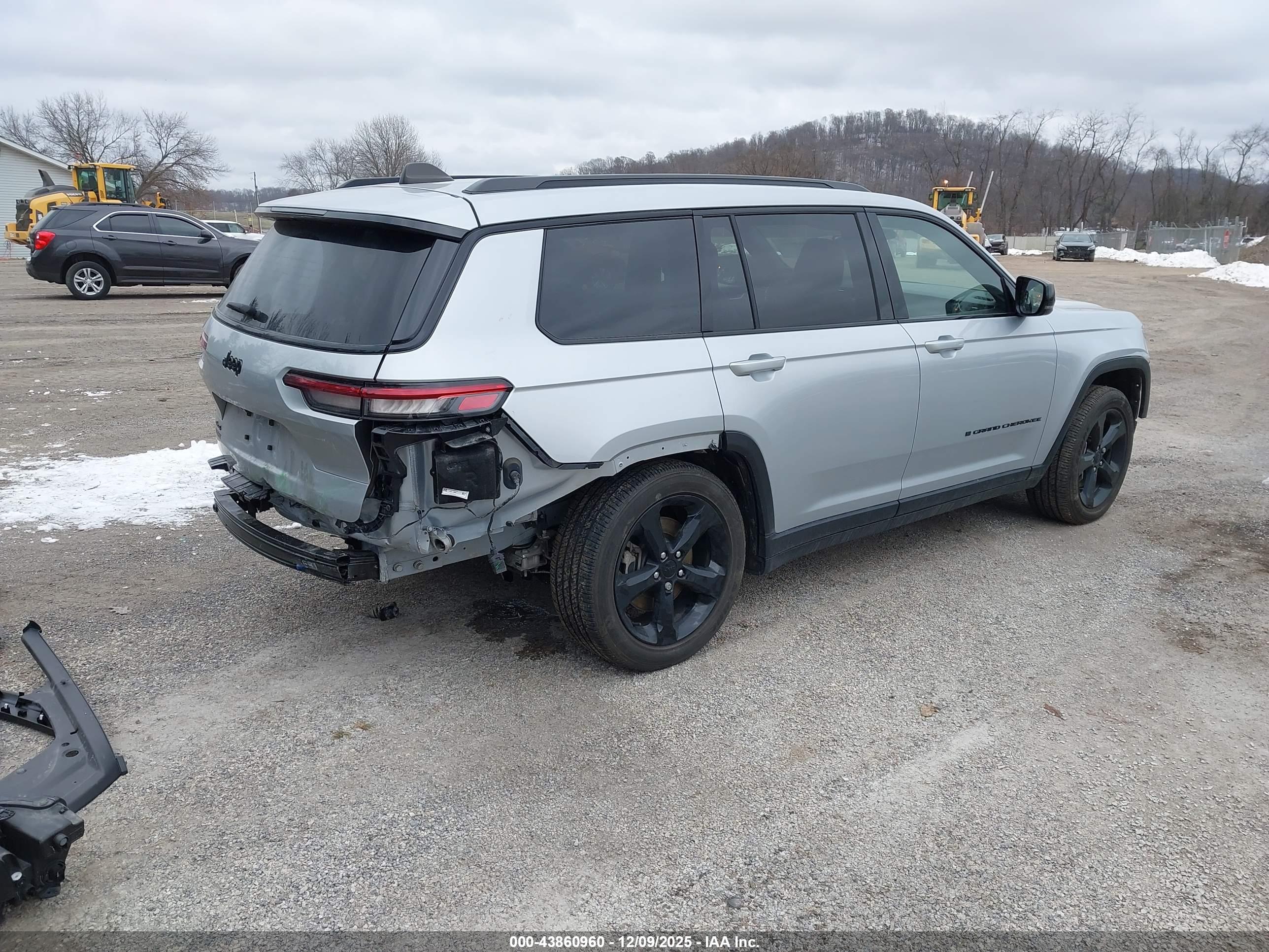 JEEP GRAND image 4