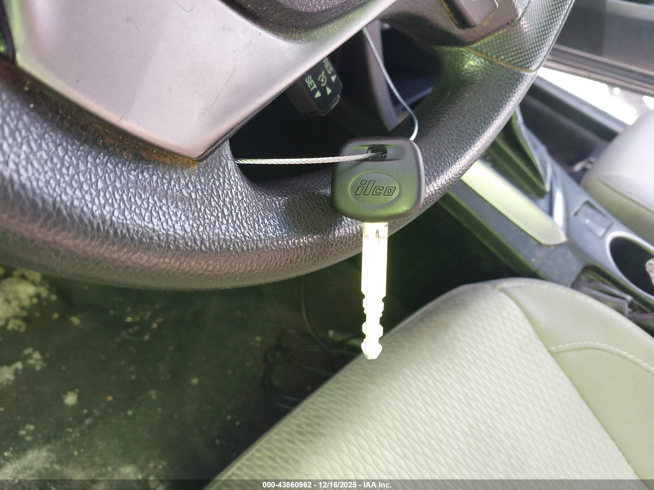 TOYOTA COROLLA image 11