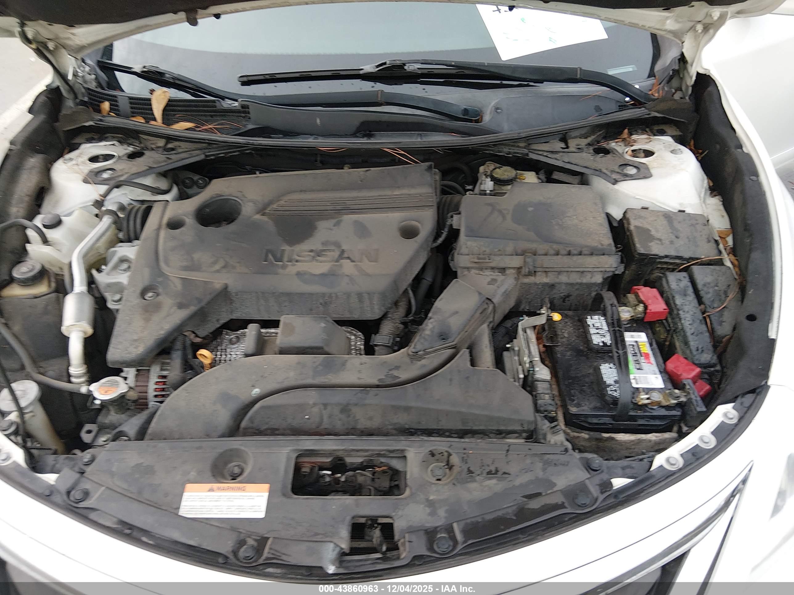 NISSAN ALTIMA image 10