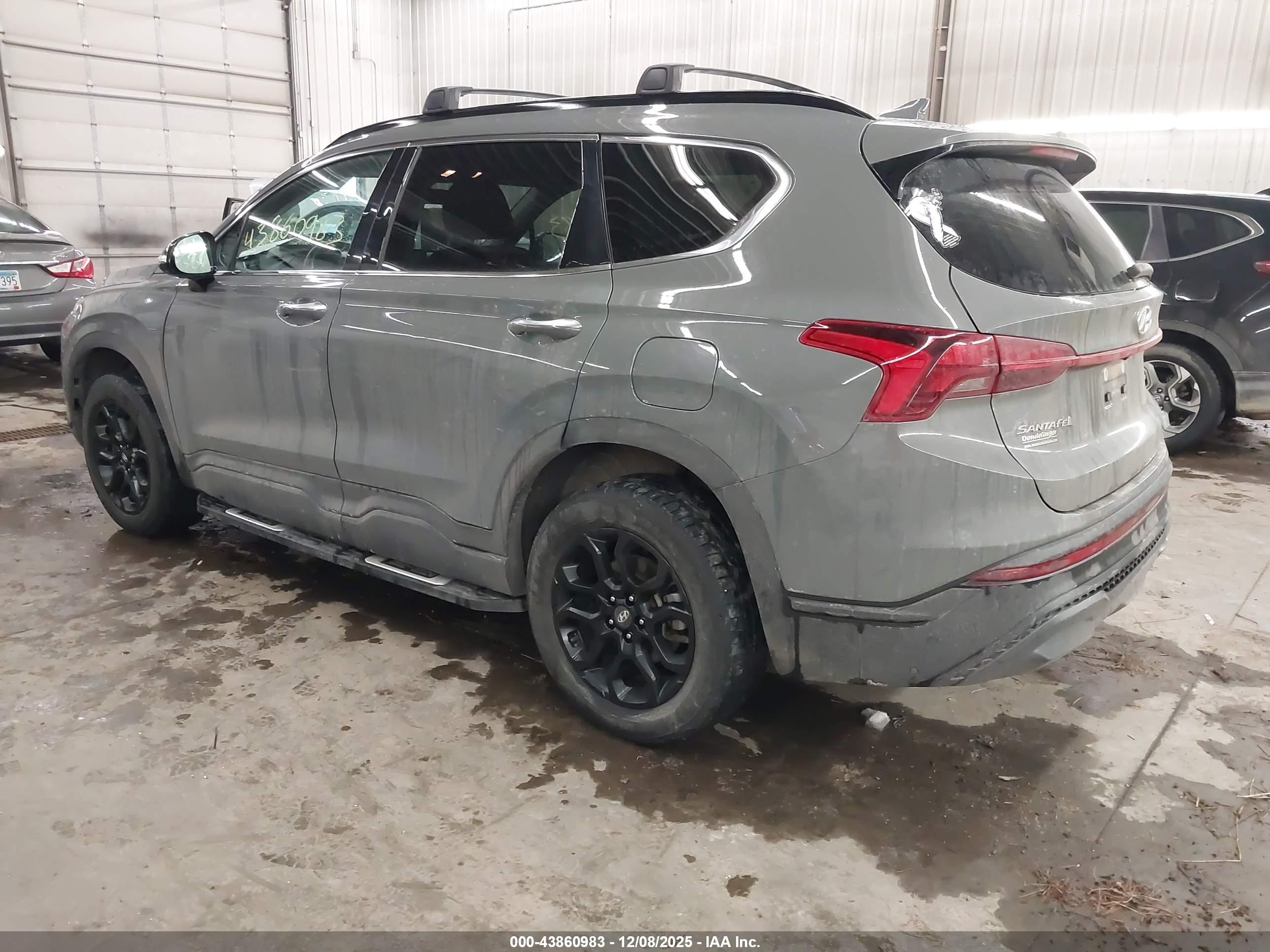 HYUNDAI SANTA image 3
