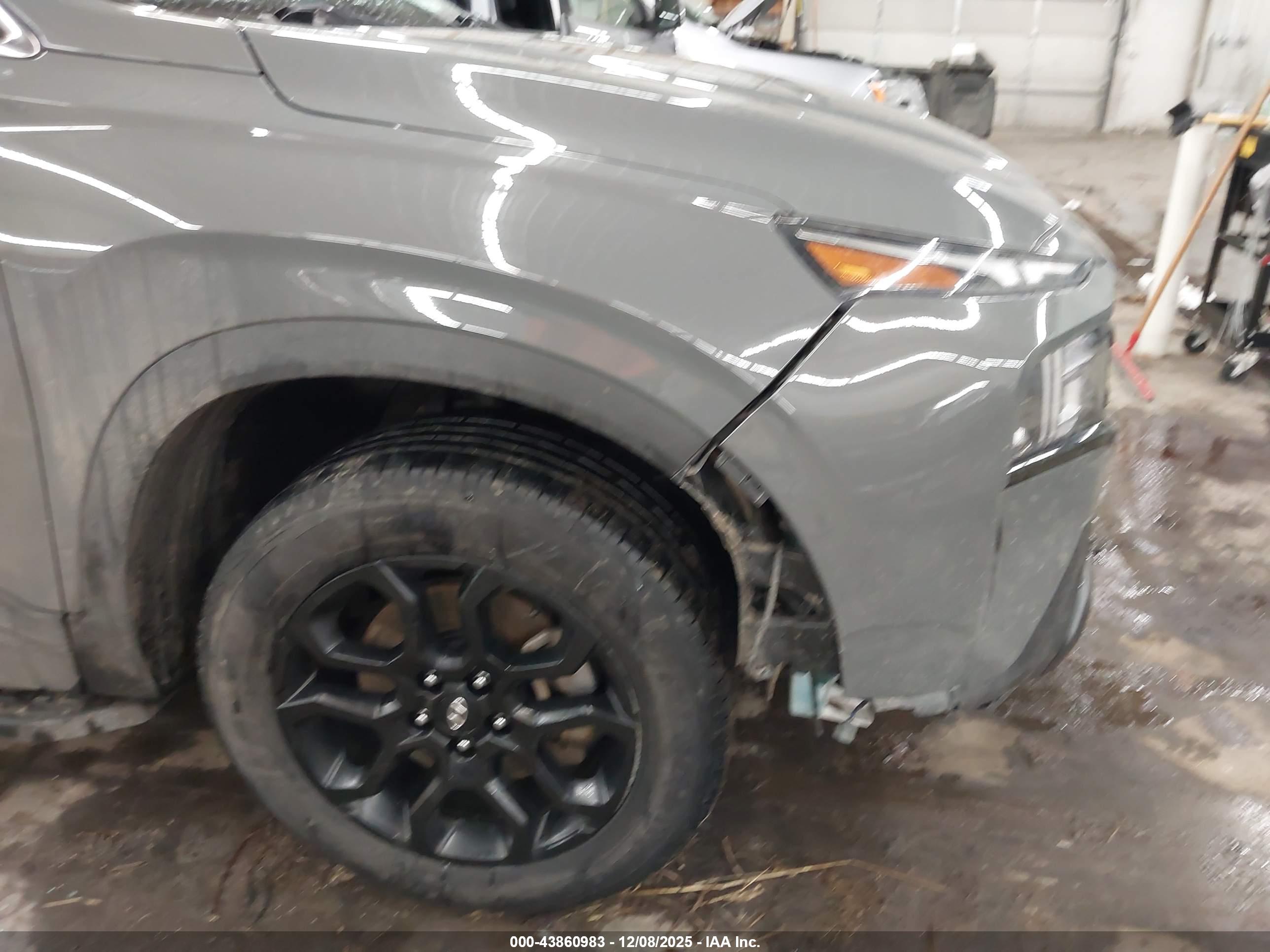 HYUNDAI SANTA image 6