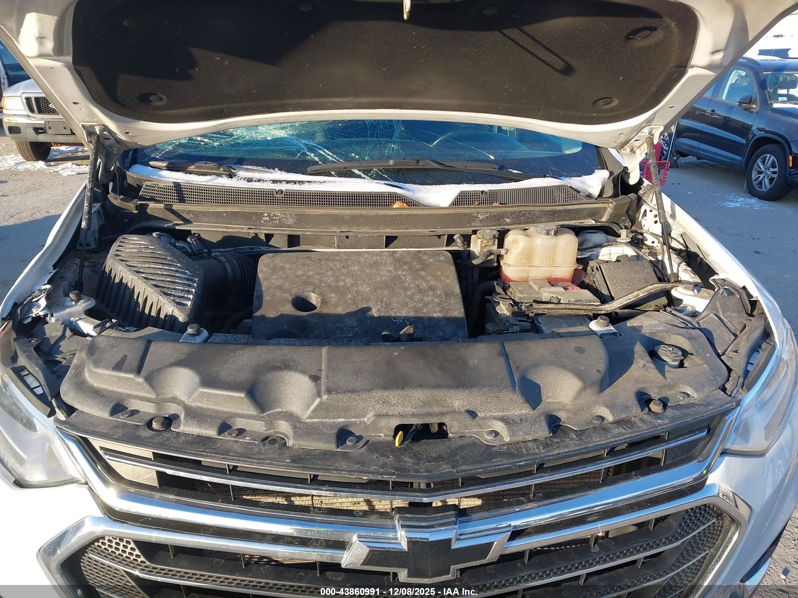 CHEVROLET TRAVERSE image 10