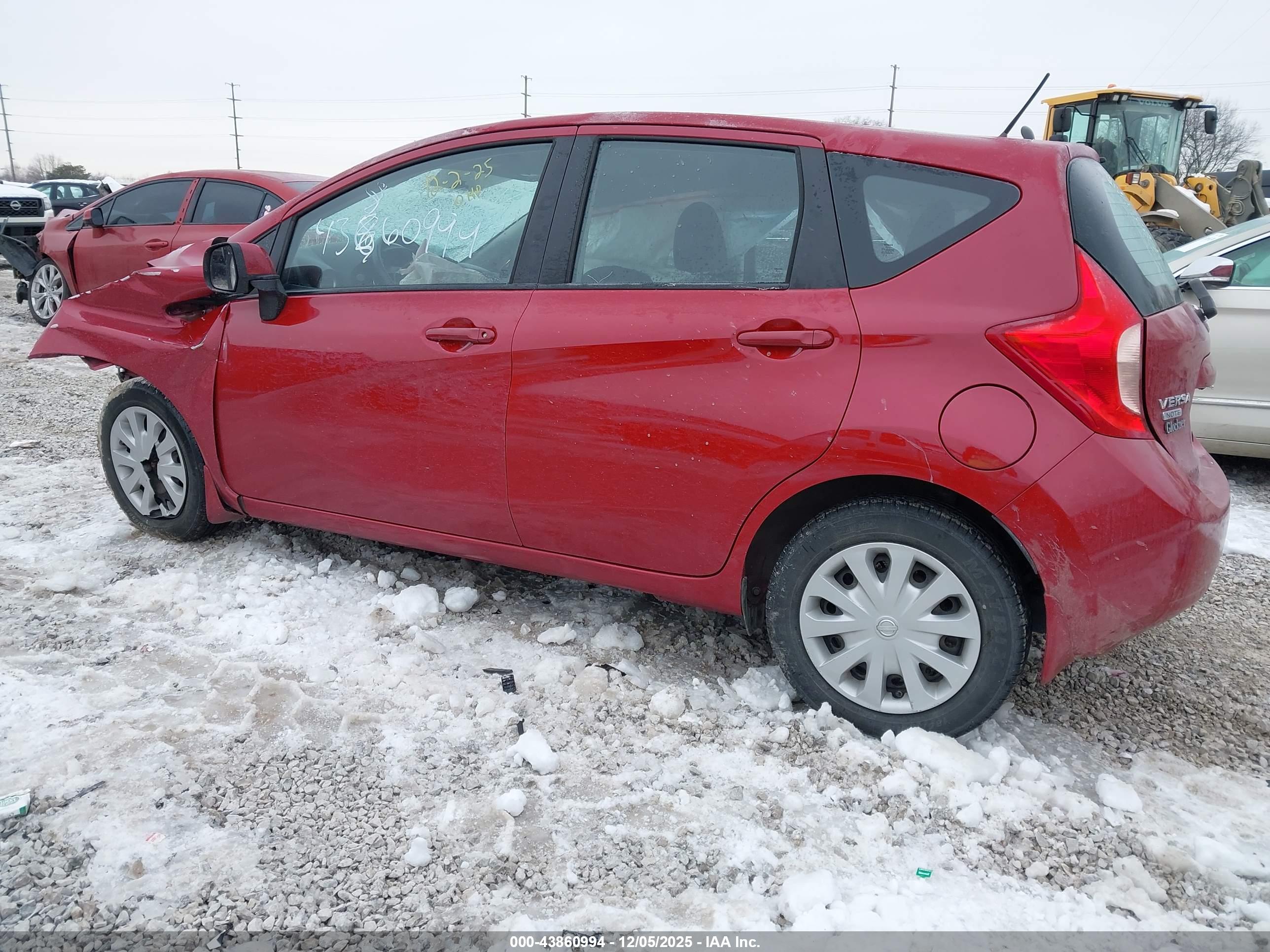 NISSAN VERSA image 3