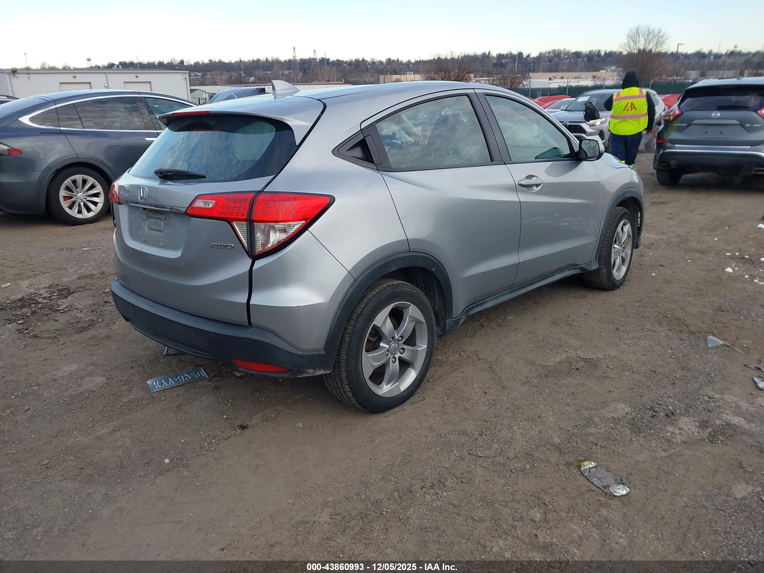 HONDA HR-V image 4