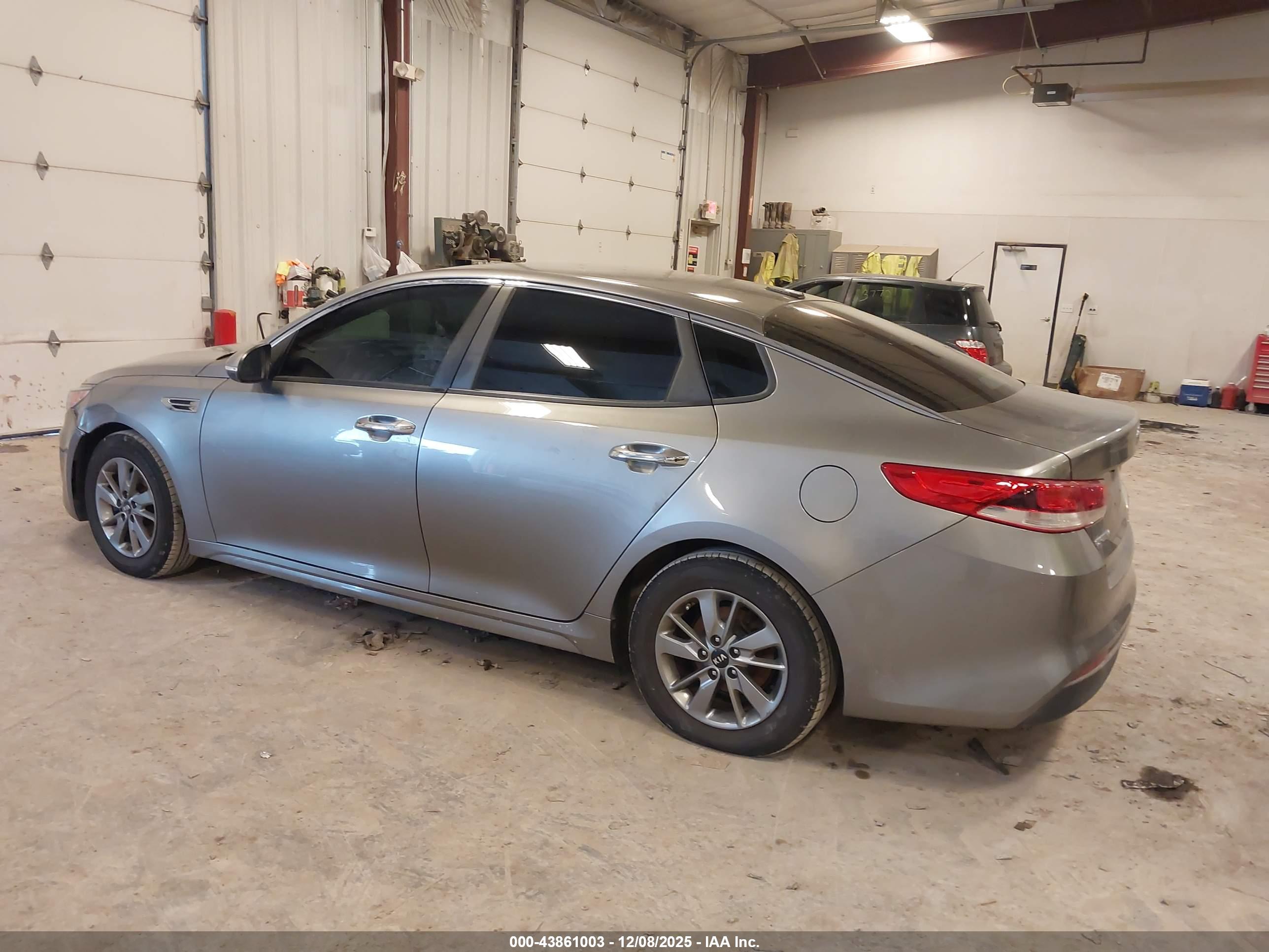 KIA OPTIMA image 3