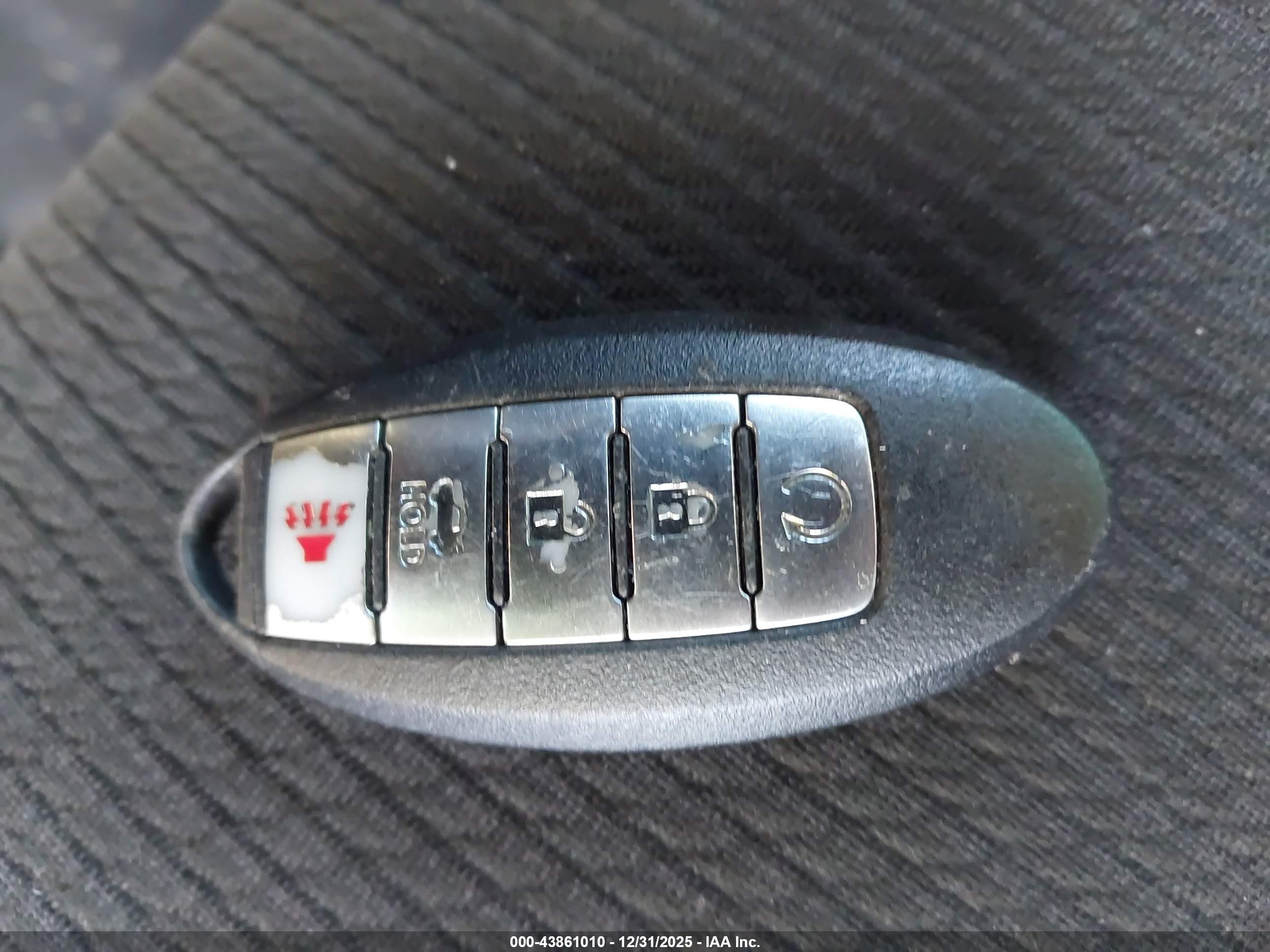 NISSAN ALTIMA image 11