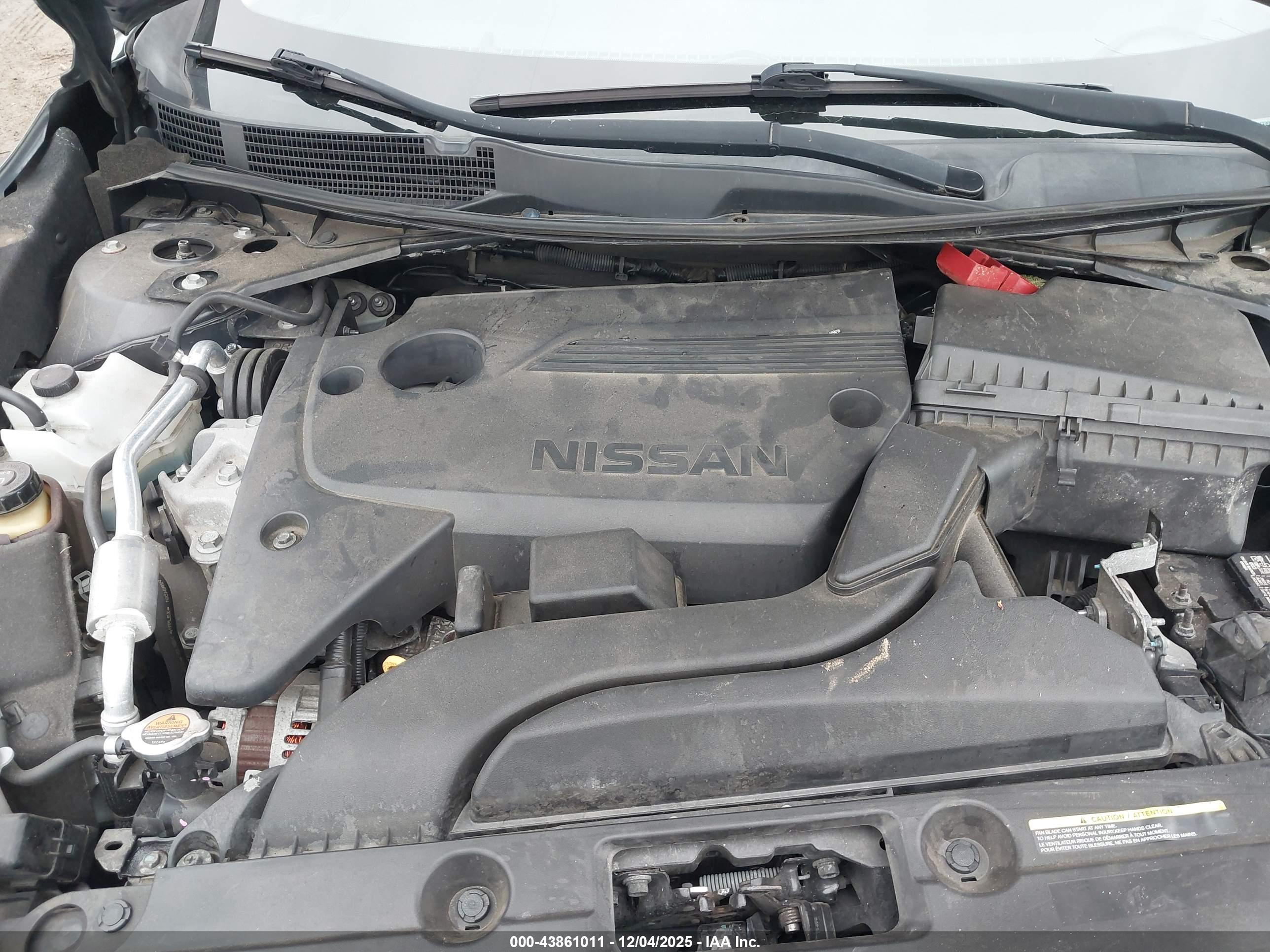 NISSAN ALTIMA image 10