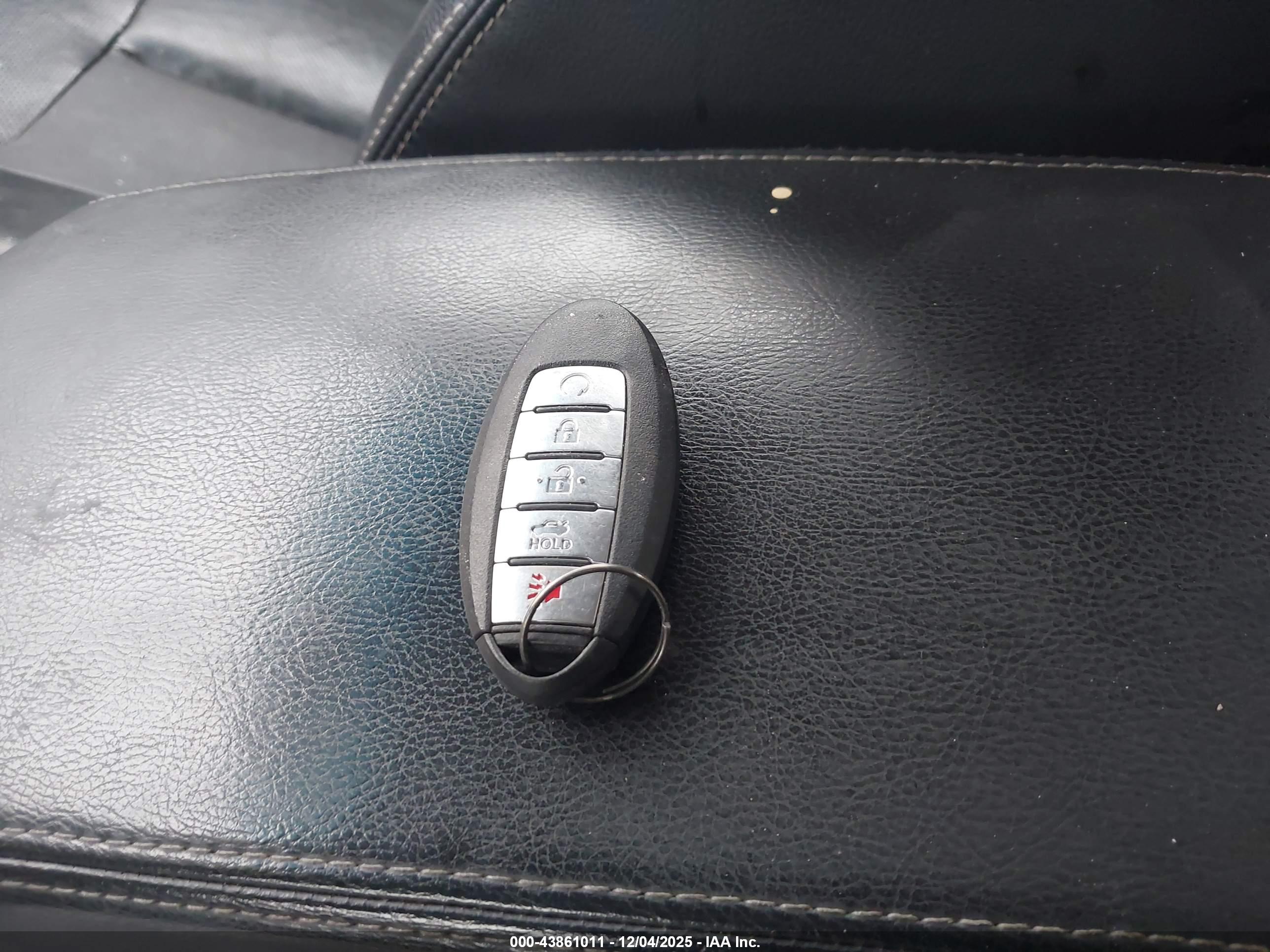 NISSAN ALTIMA image 11