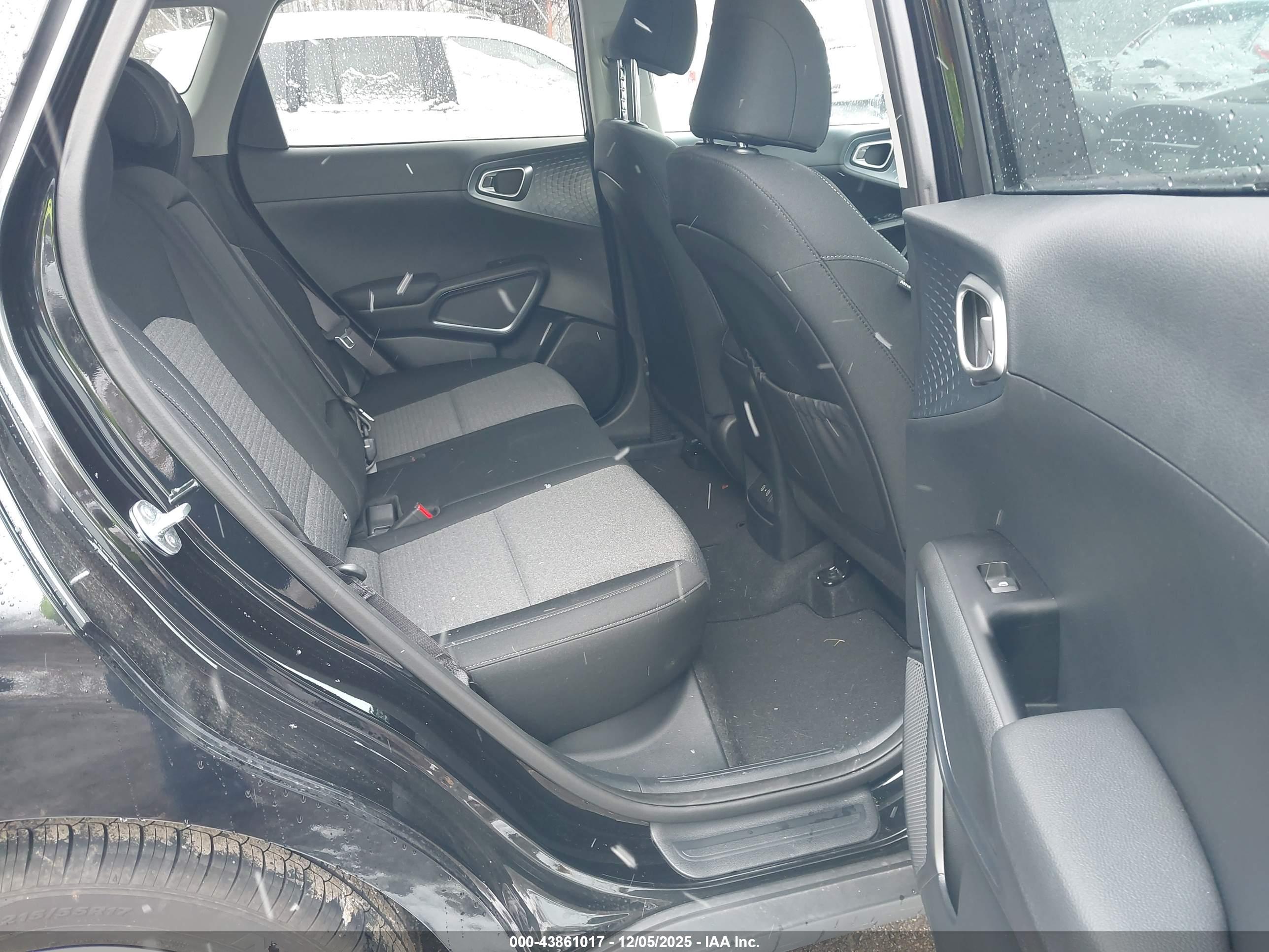 KIA SOUL image 8