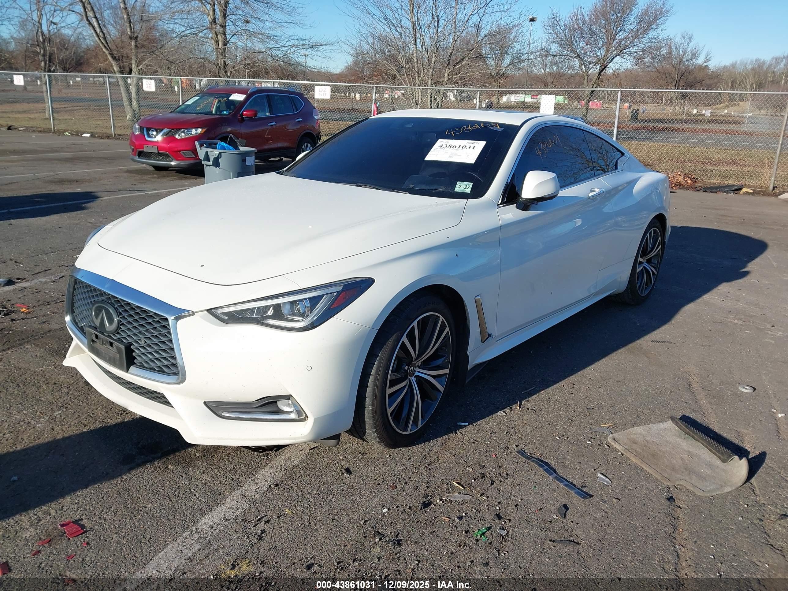 INFINITI Q60 image 2