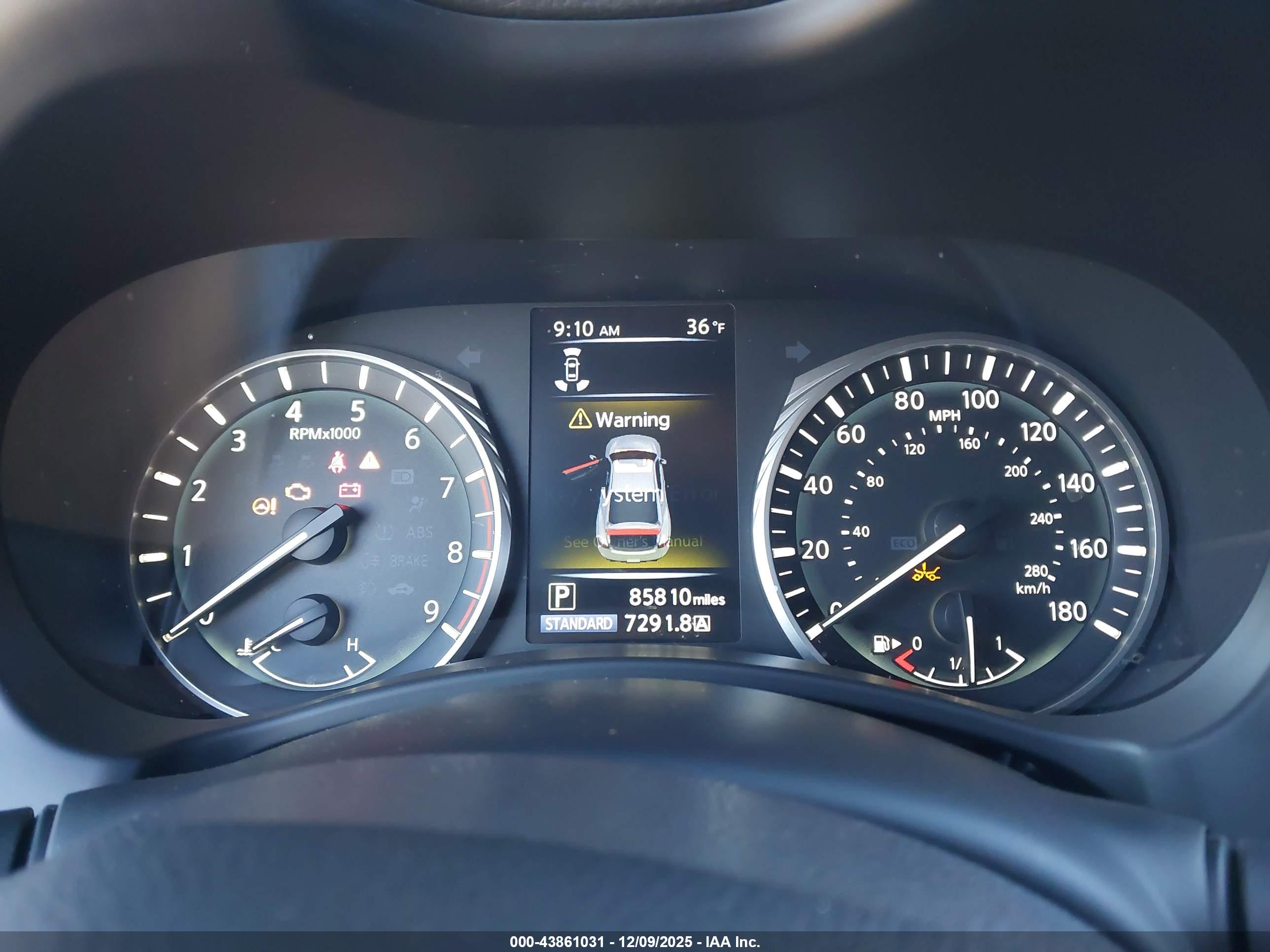 INFINITI Q60 image 7