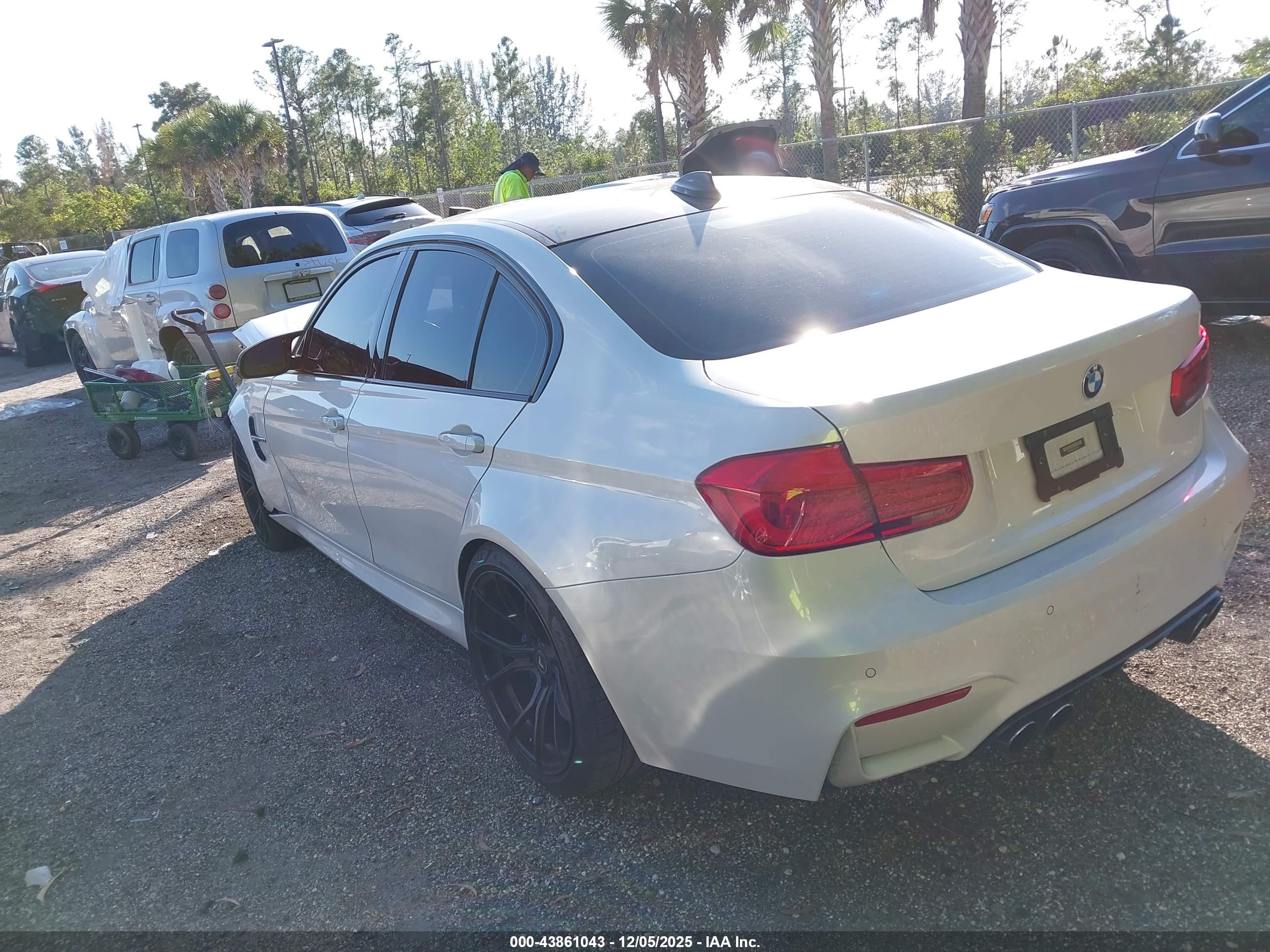 BMW M3 image 3