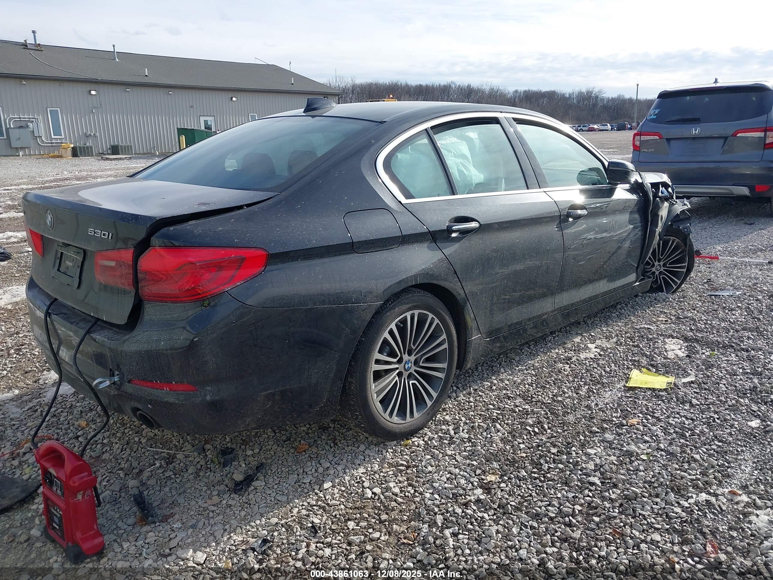 BMW 530I image 4
