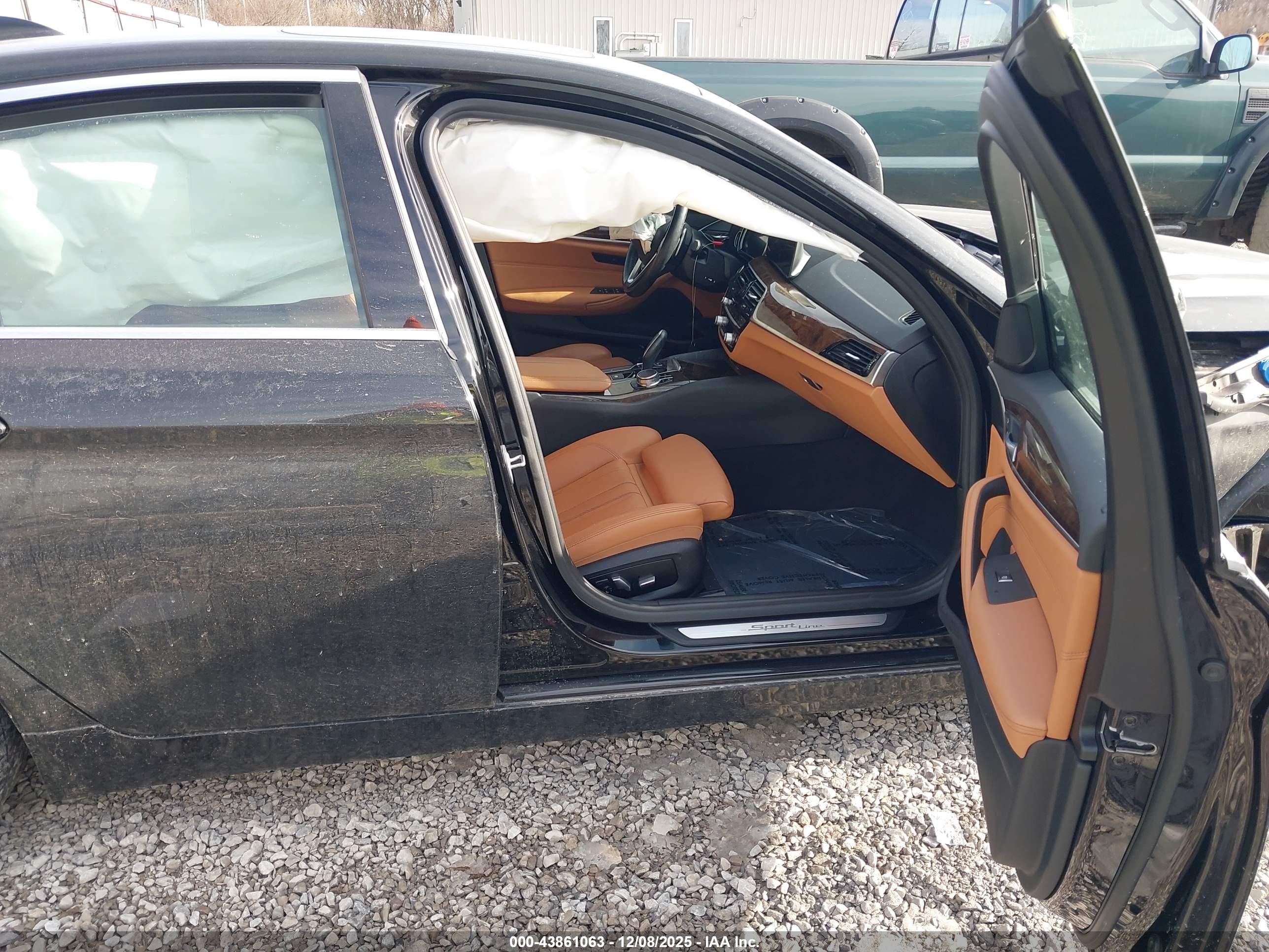 BMW 530I image 5