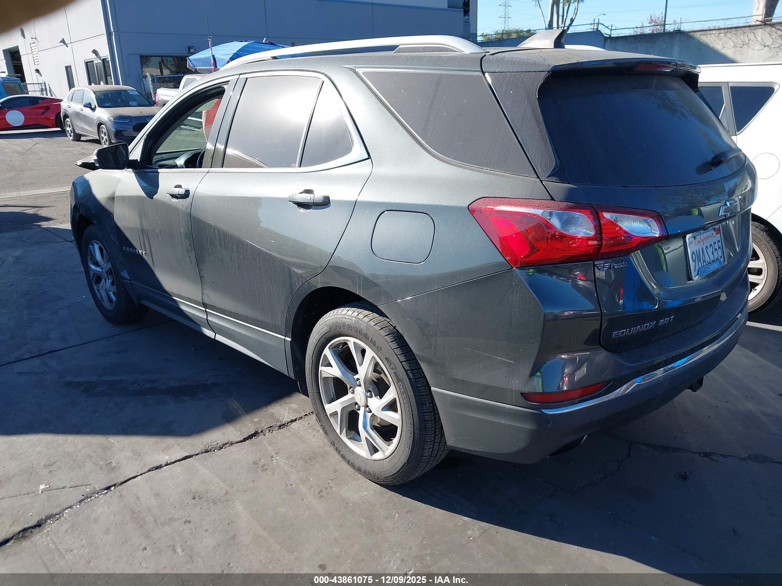 CHEVROLET EQUINOX image 3