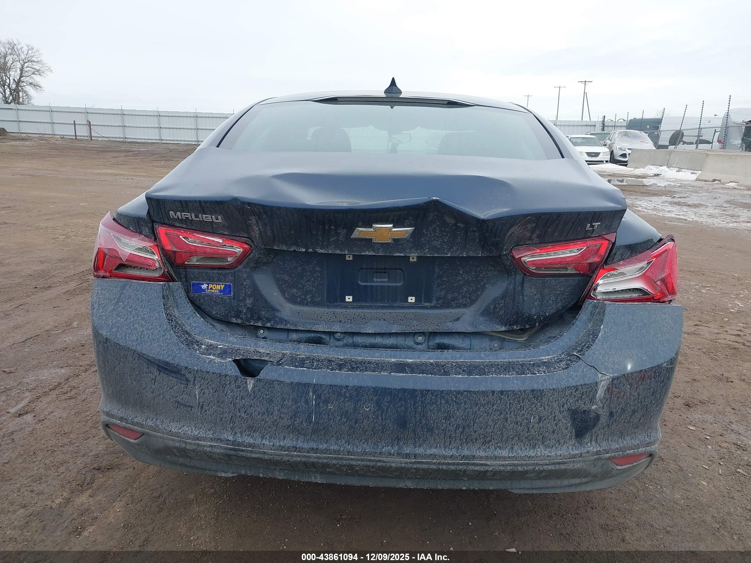 CHEVROLET MALIBU image 6