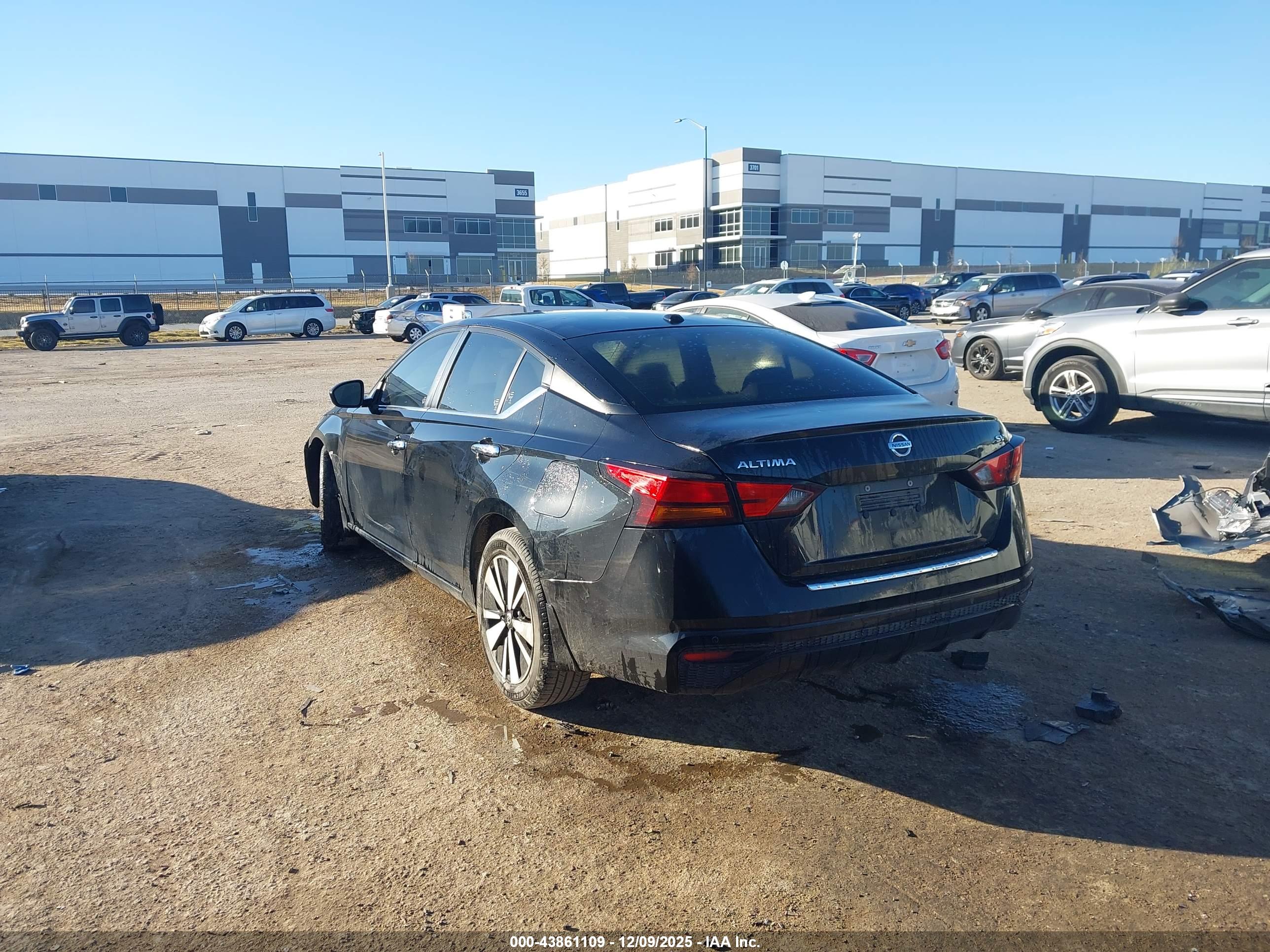 NISSAN ALTIMA image 3