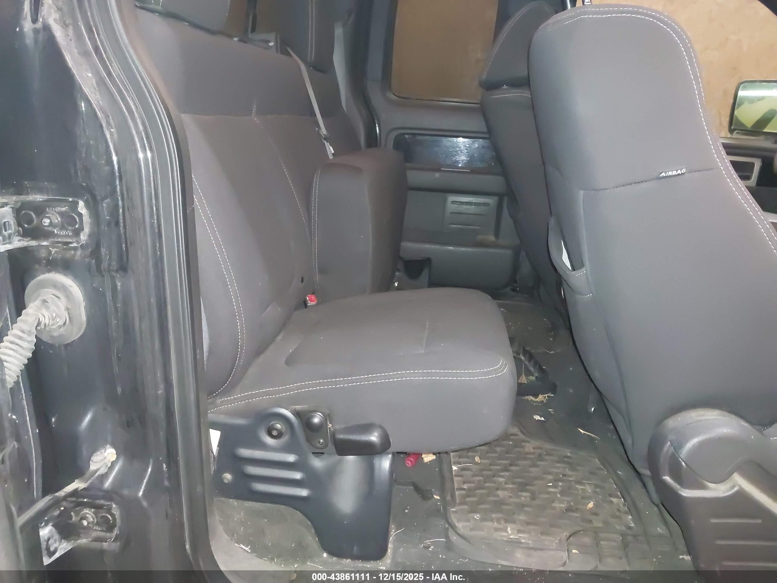 FORD F-150 image 8