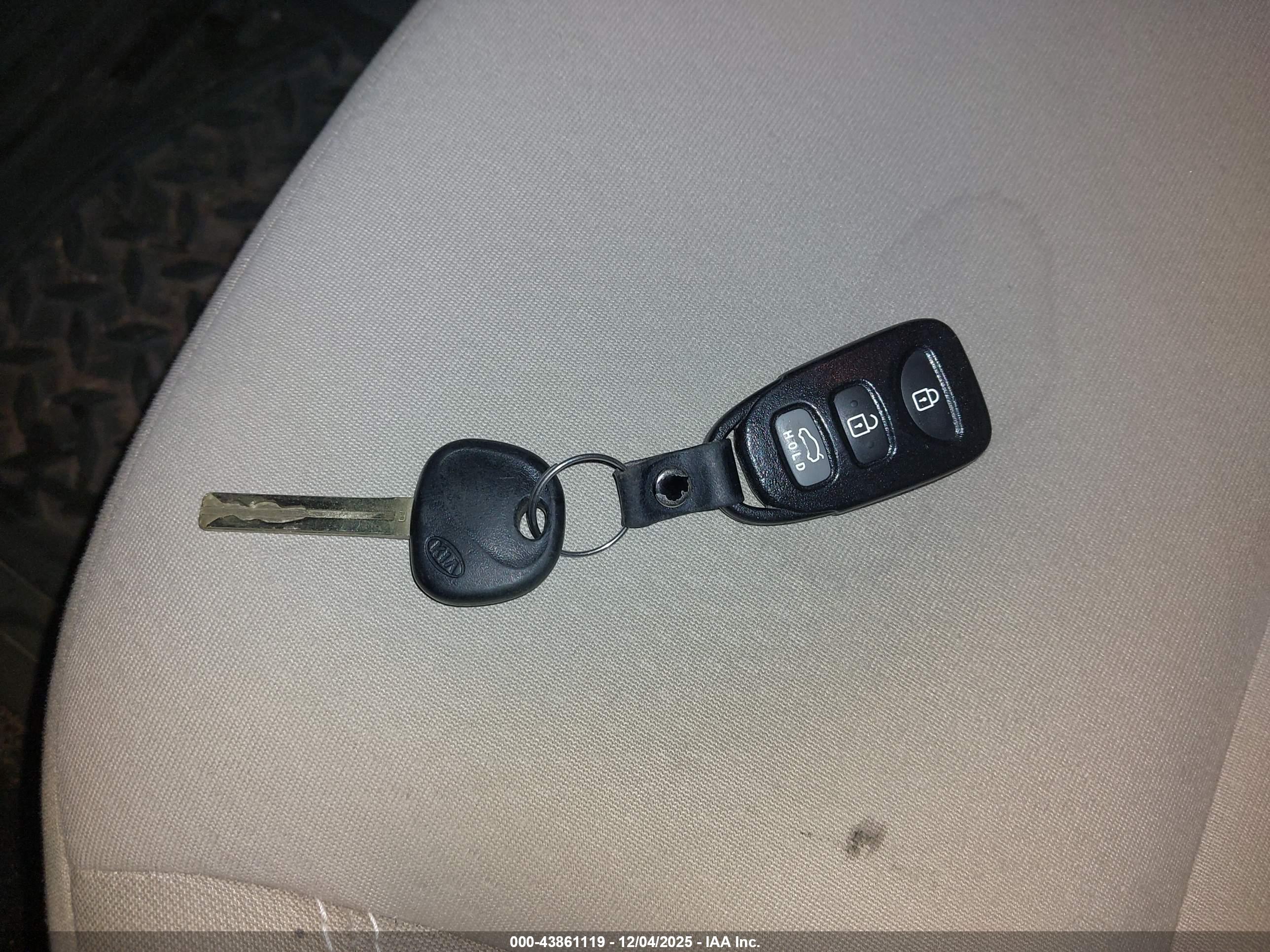 KIA OPTIMA image 11