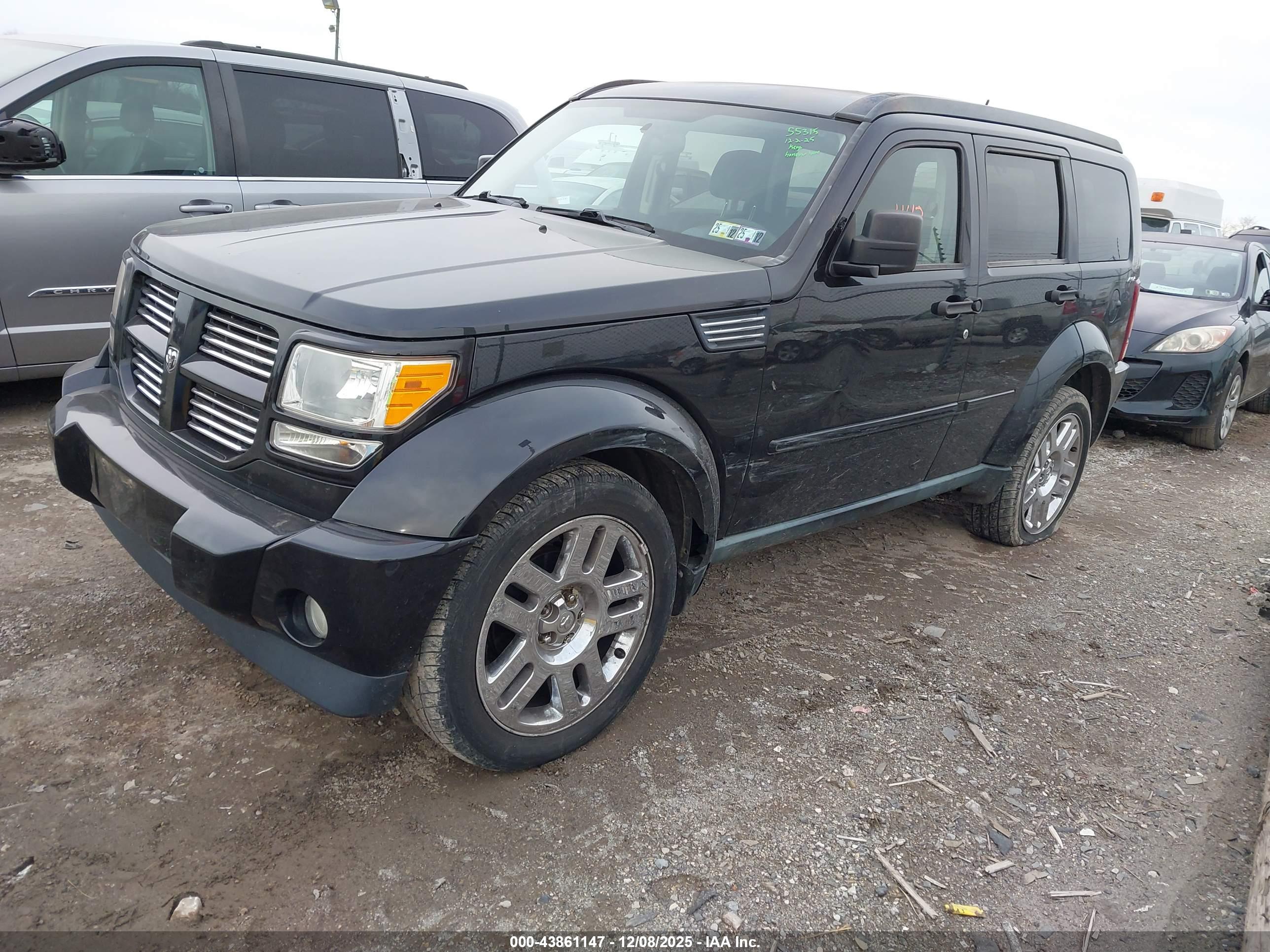 DODGE NITRO image 2