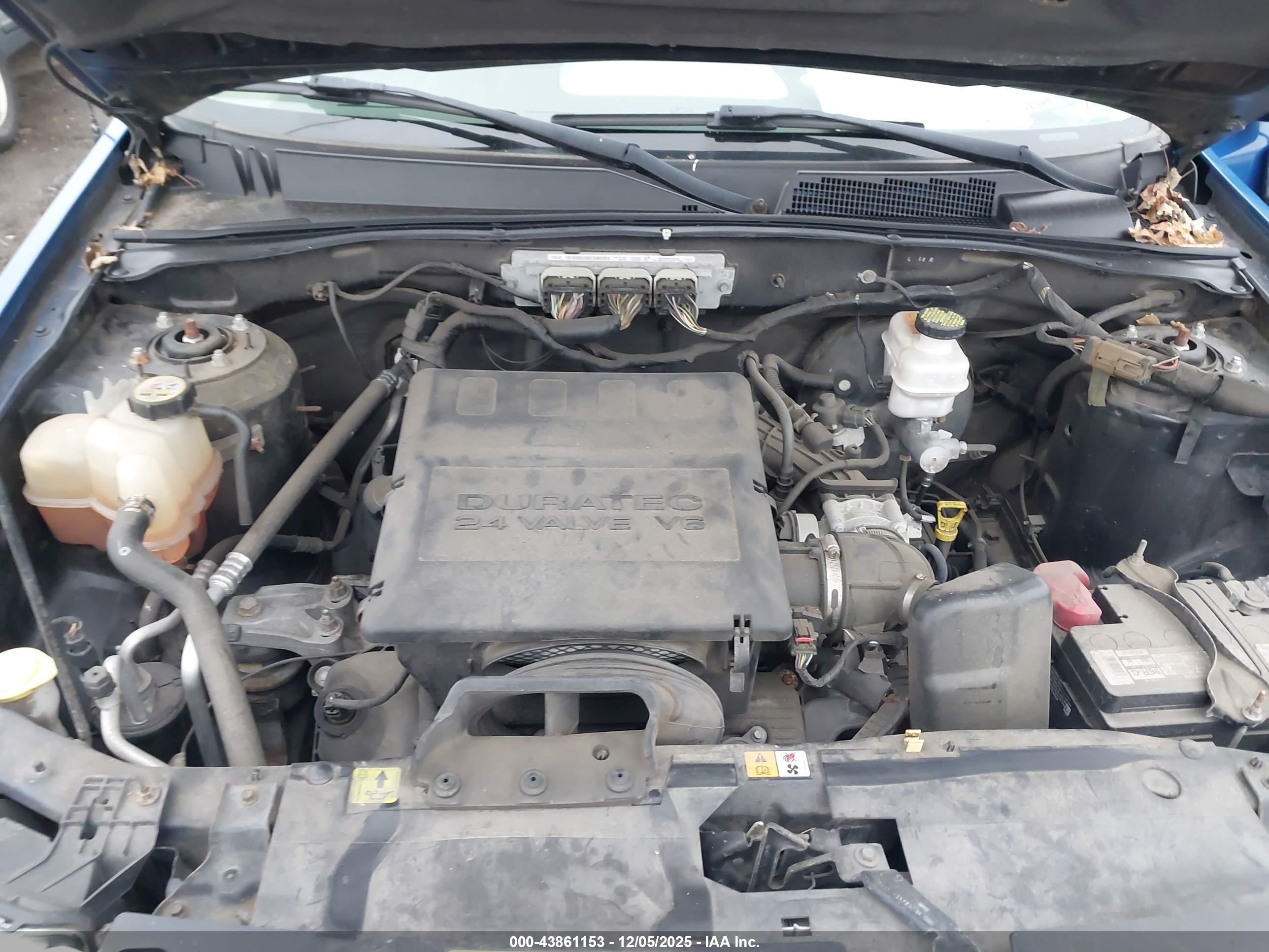 FORD ESCAPE image 10