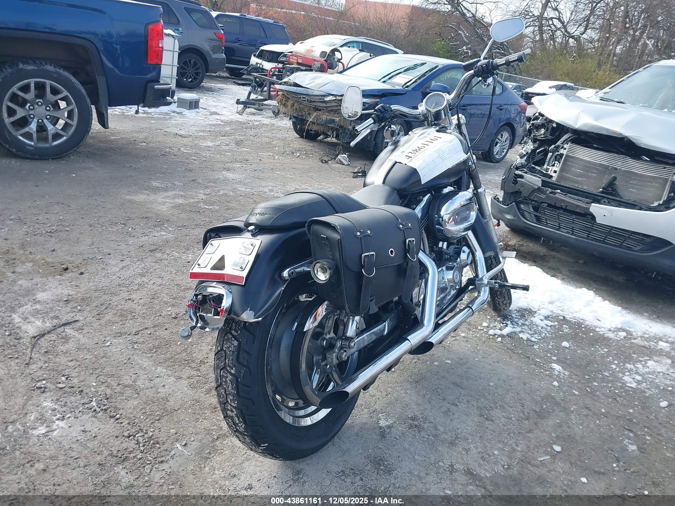 HARLEY-DAVIDSON XL1200 image 4