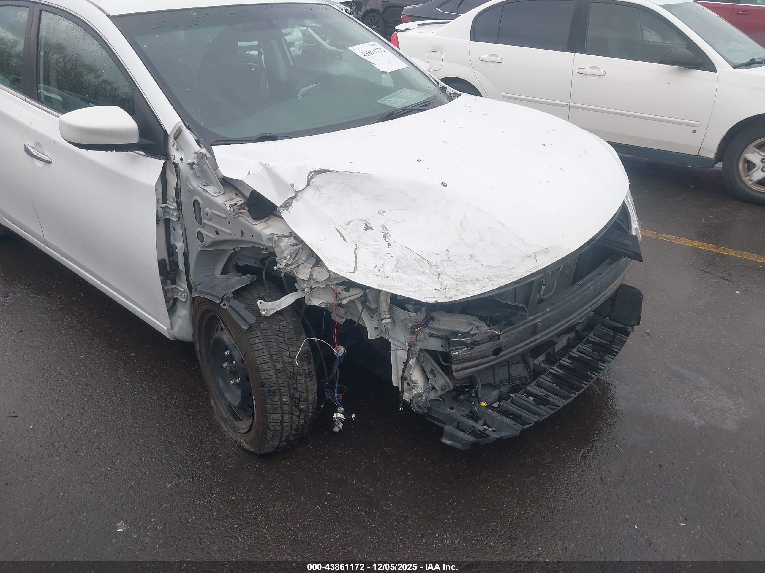 NISSAN SENTRA image 6