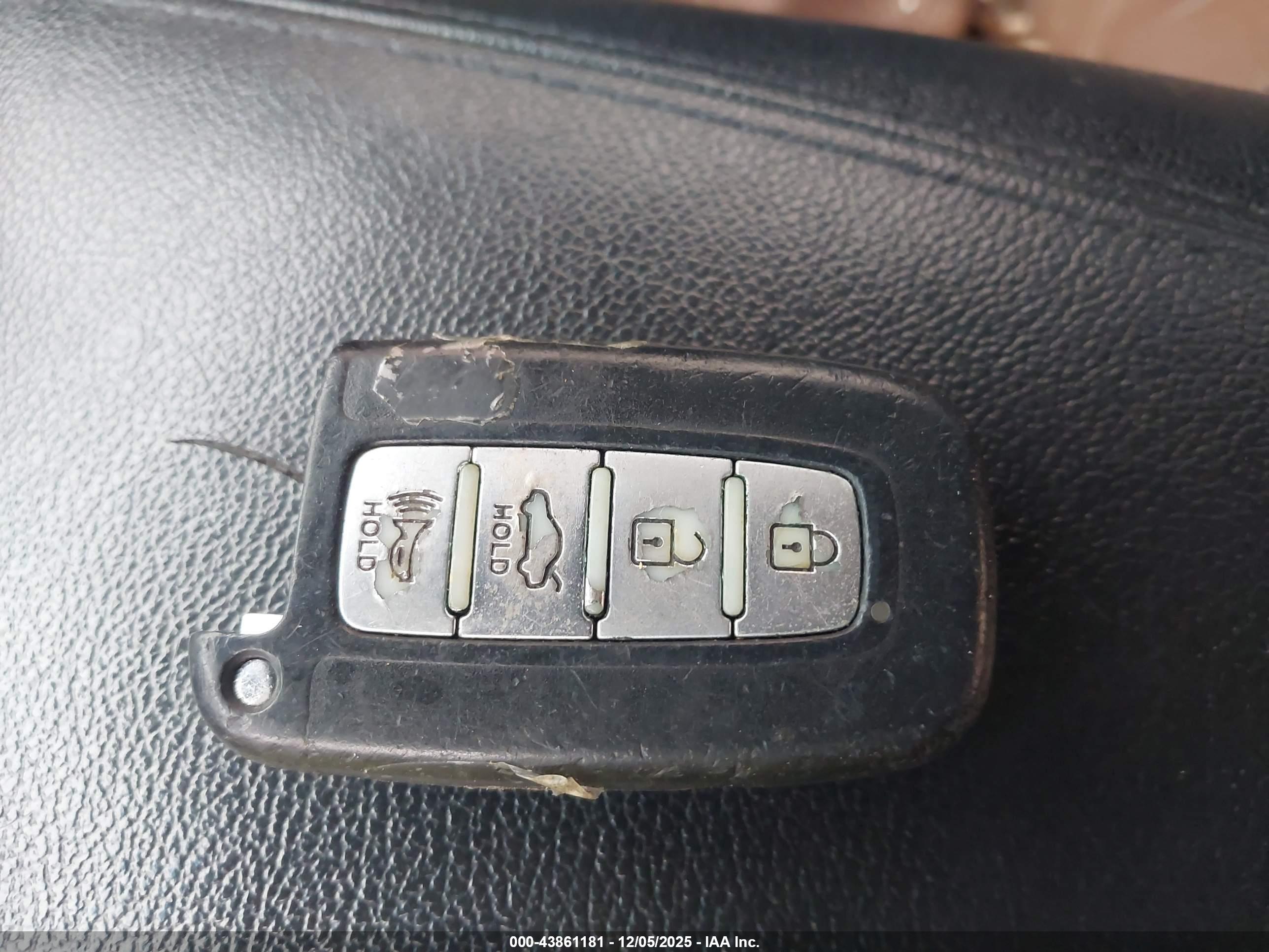 HYUNDAI SONATA image 11