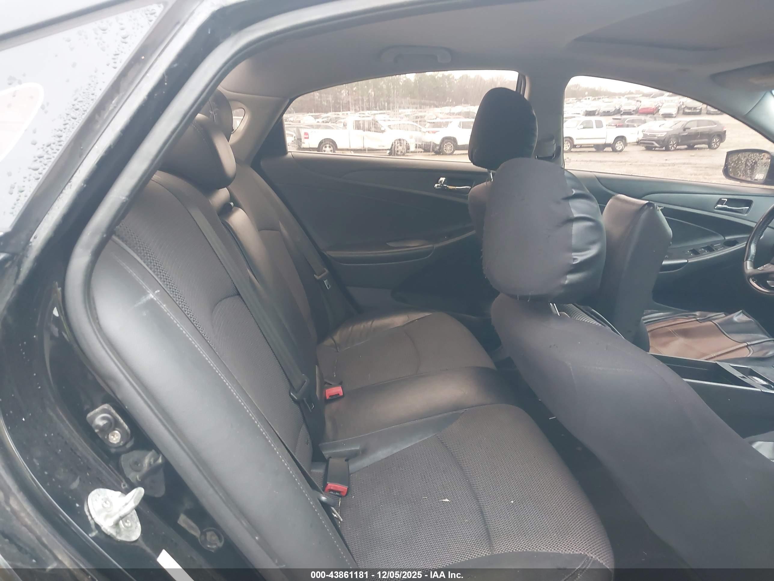 HYUNDAI SONATA image 8