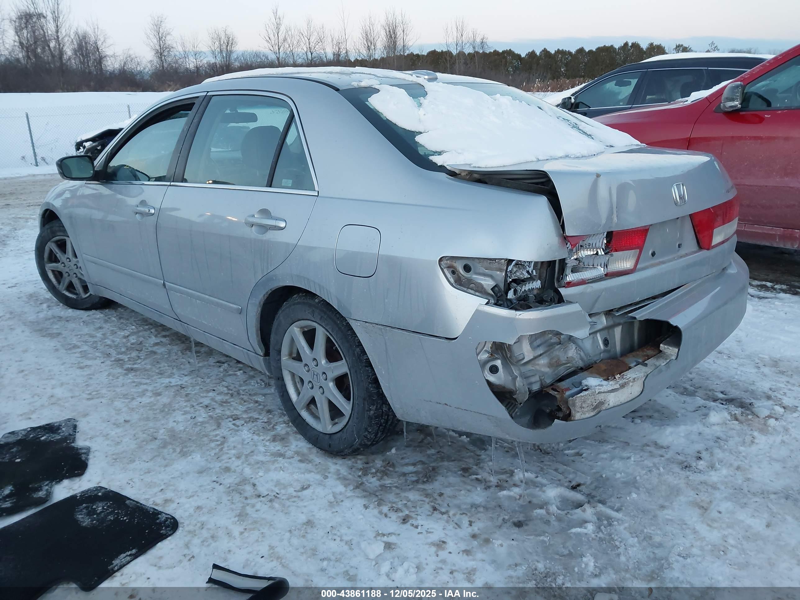 HONDA ACCORD image 3